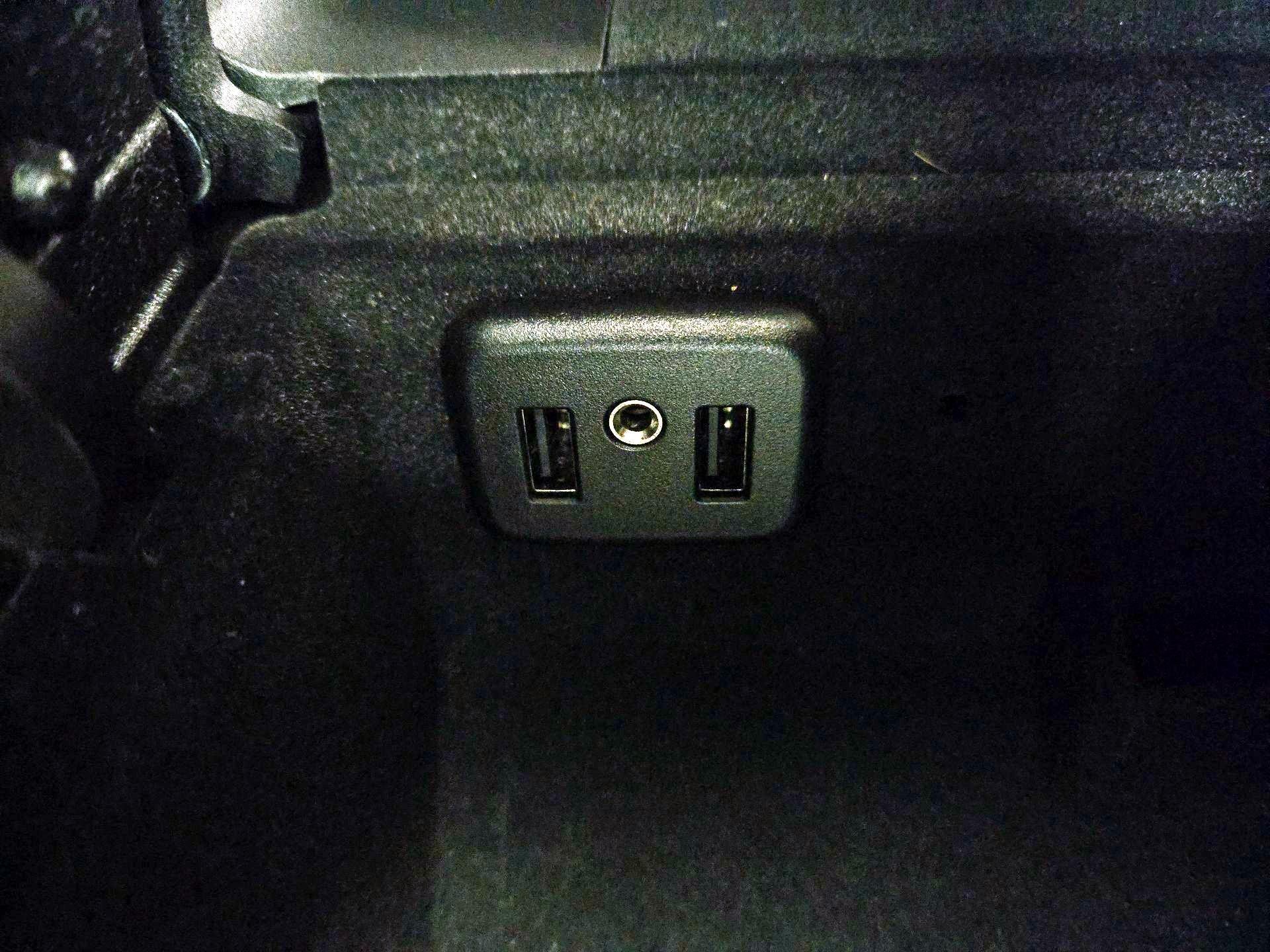 Thumbnail: 2017 Cadillac CT6 - 19