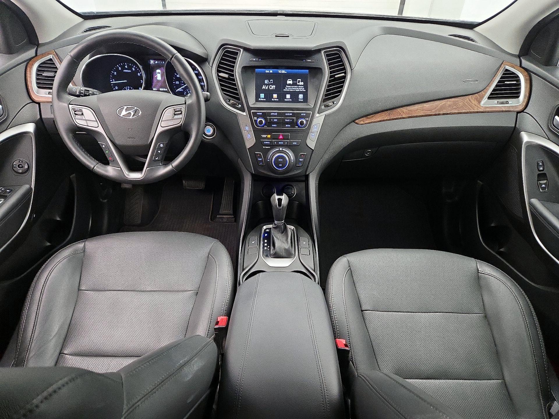 Thumbnail: 2018 Hyundai Santa Fe - 9