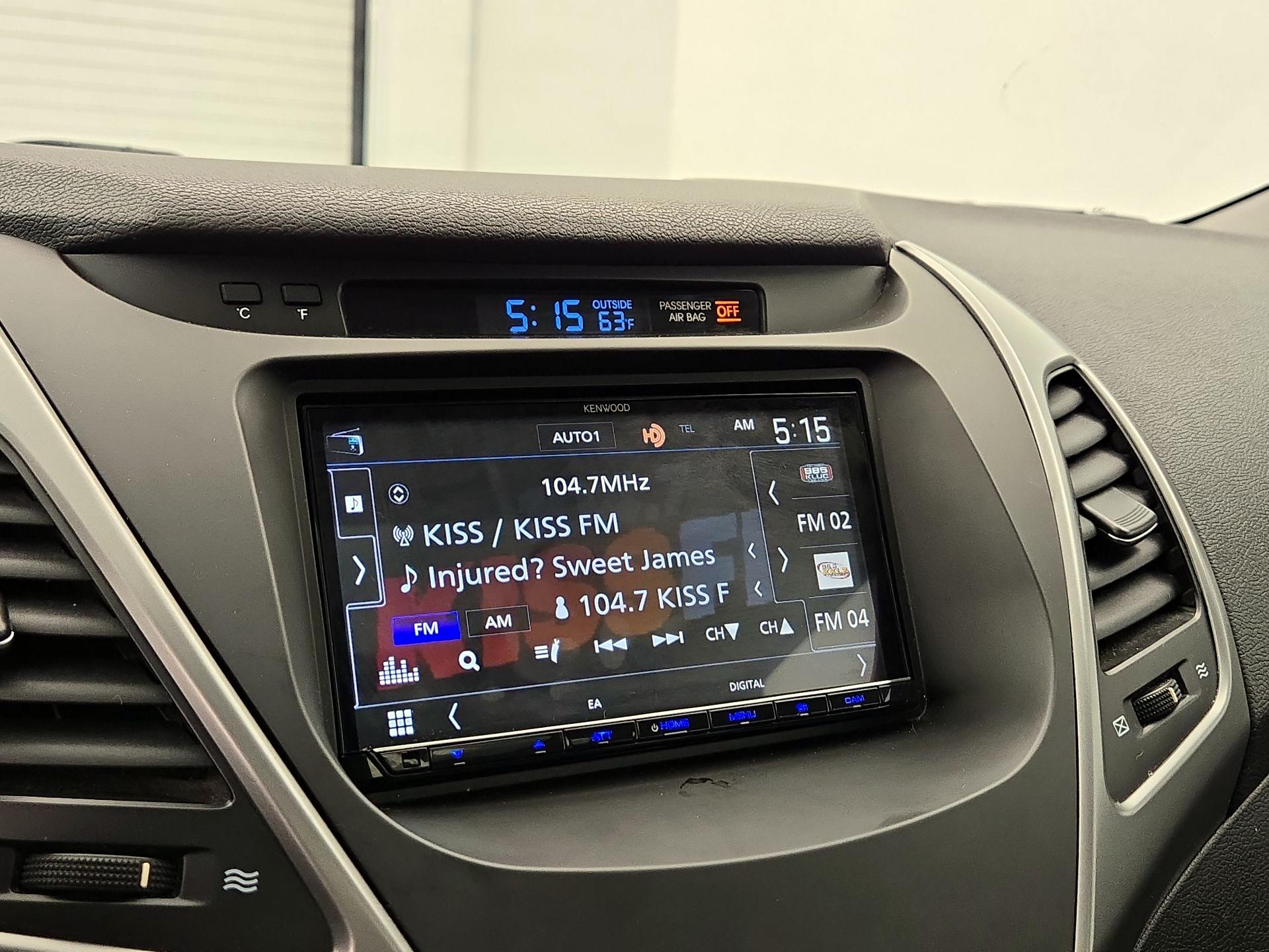 Thumbnail: 2015 Hyundai Elantra - 15