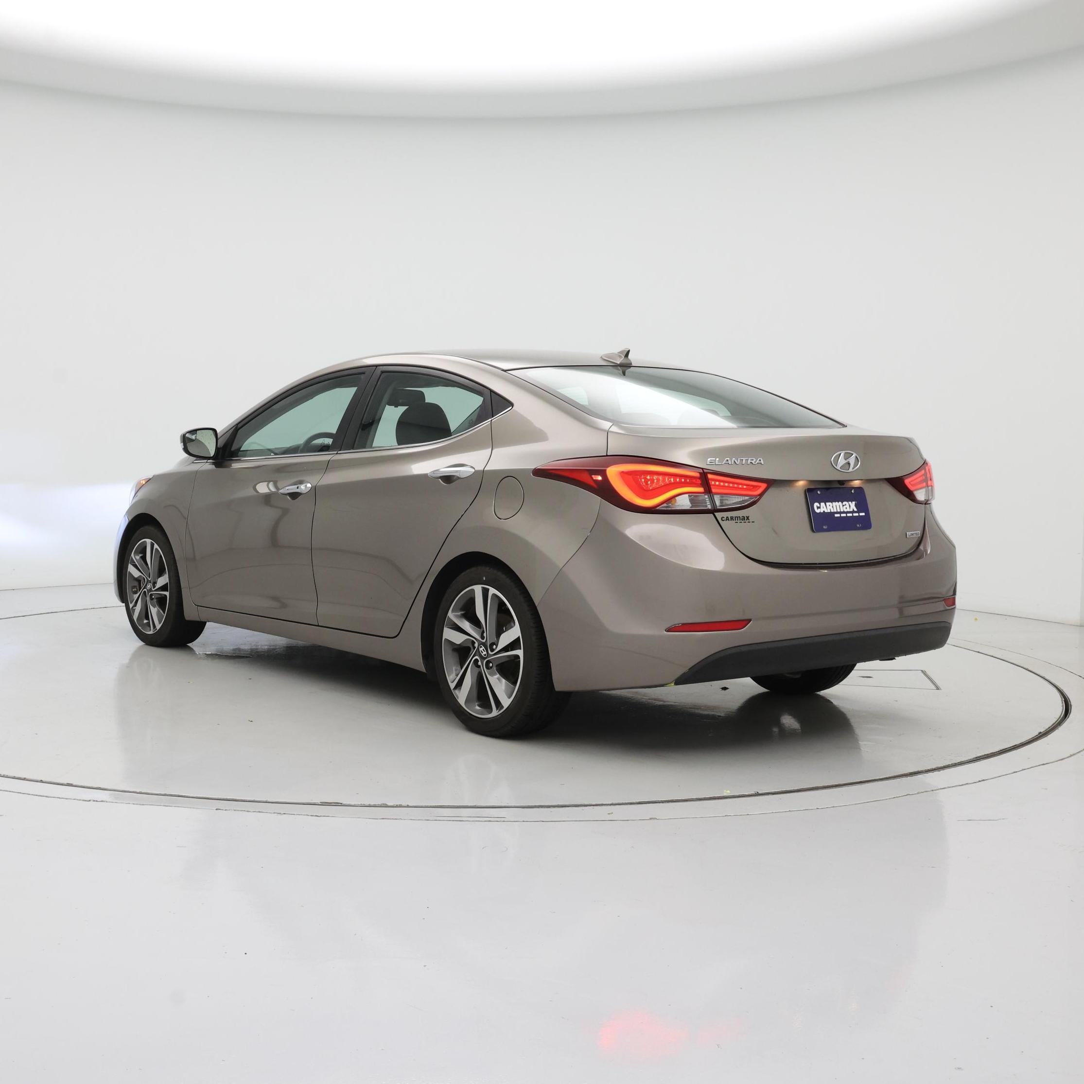 Thumbnail: 2015 Hyundai Elantra - 2