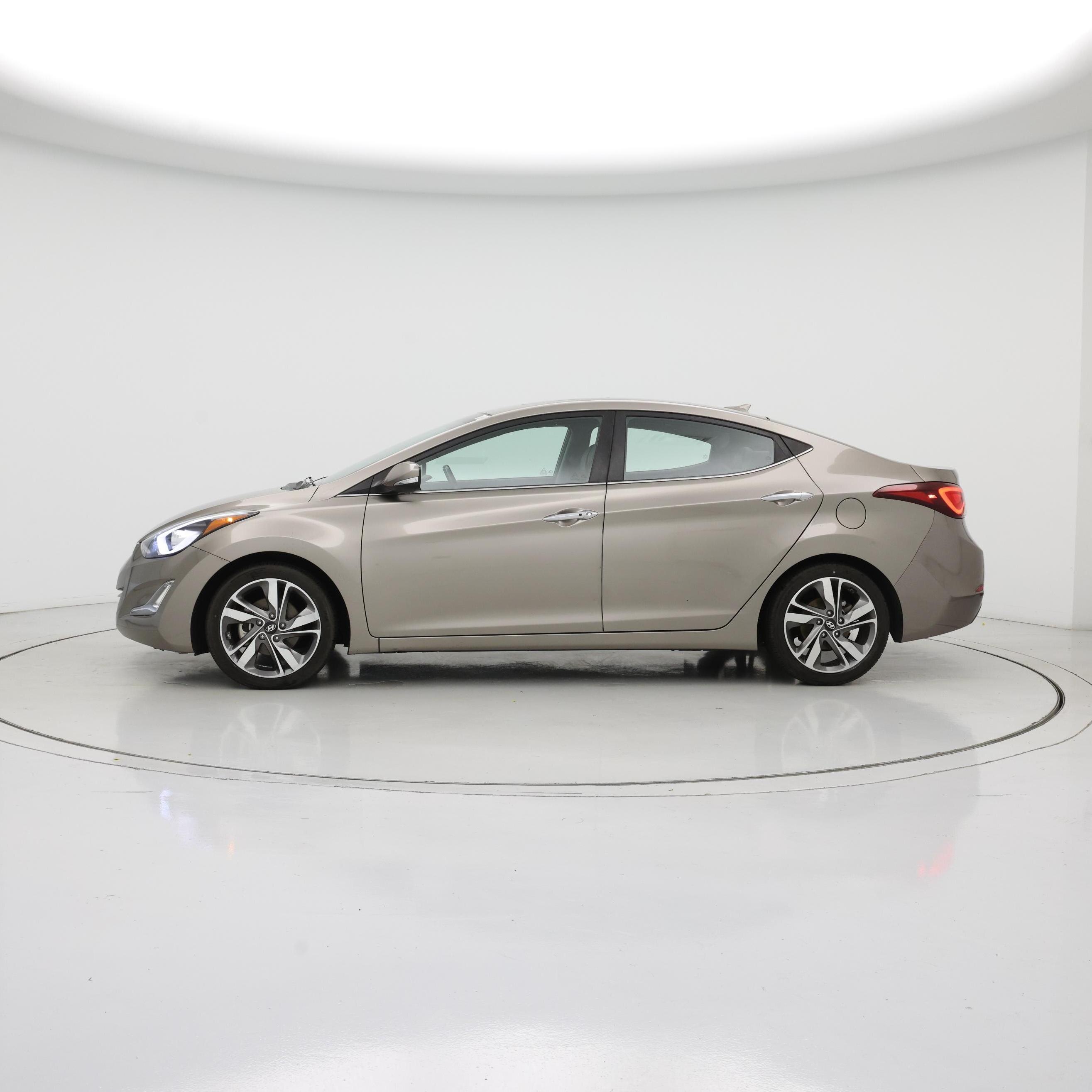 Thumbnail: 2015 Hyundai Elantra - 3
