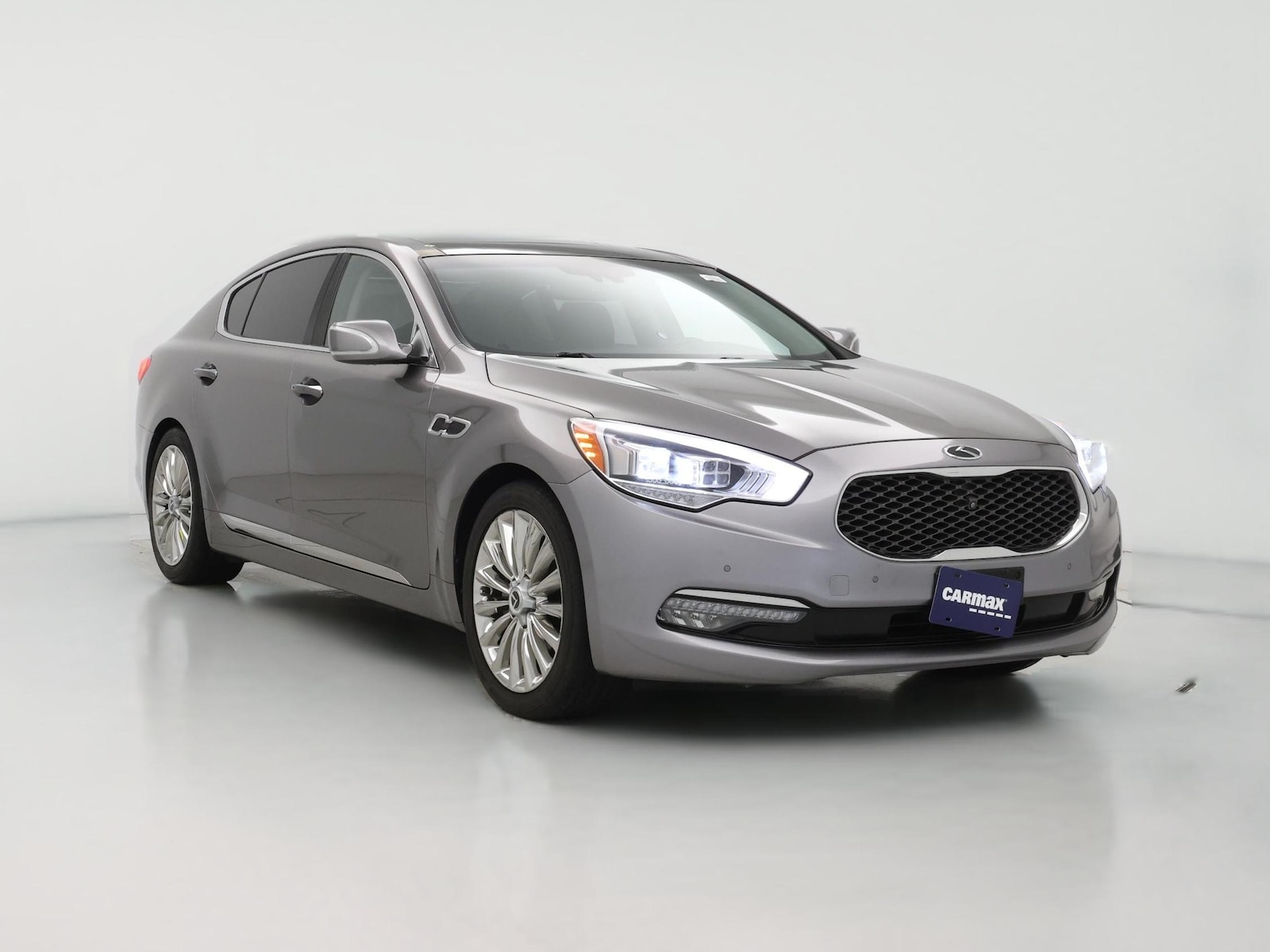 2015 Kia K900 Luxury