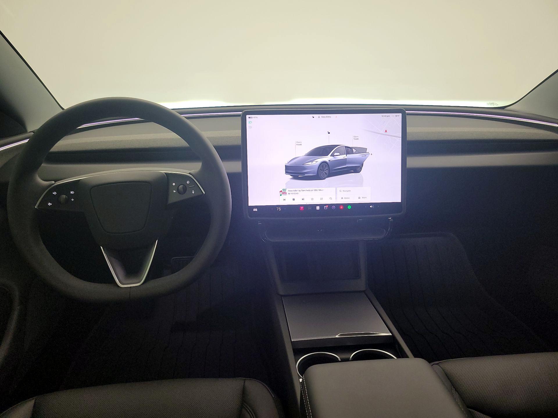 Thumbnail: 2025 Tesla Model 3 - 9
