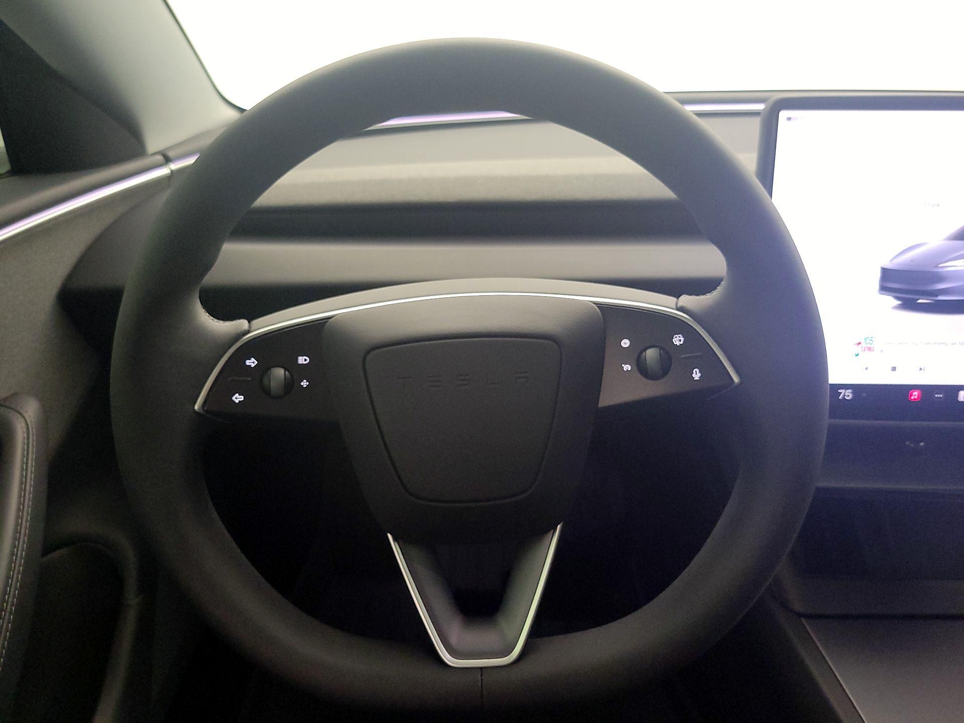 Thumbnail: 2025 Tesla Model 3 - 10