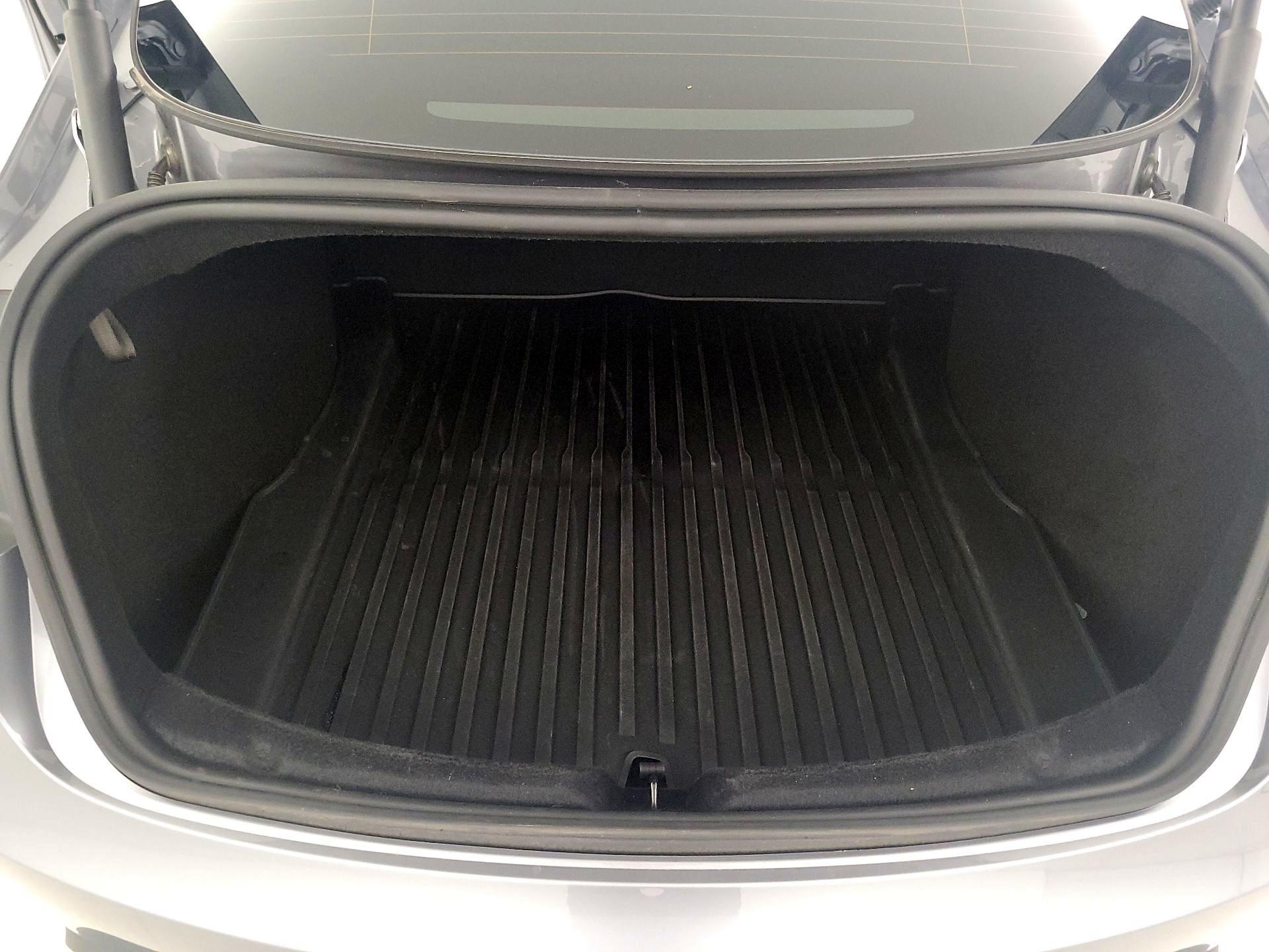 Thumbnail: 2025 Tesla Model 3 - 19