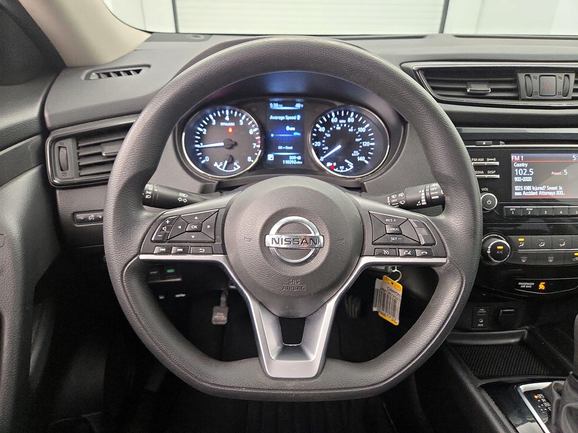 Thumbnail: 2017 Nissan Rogue - 10