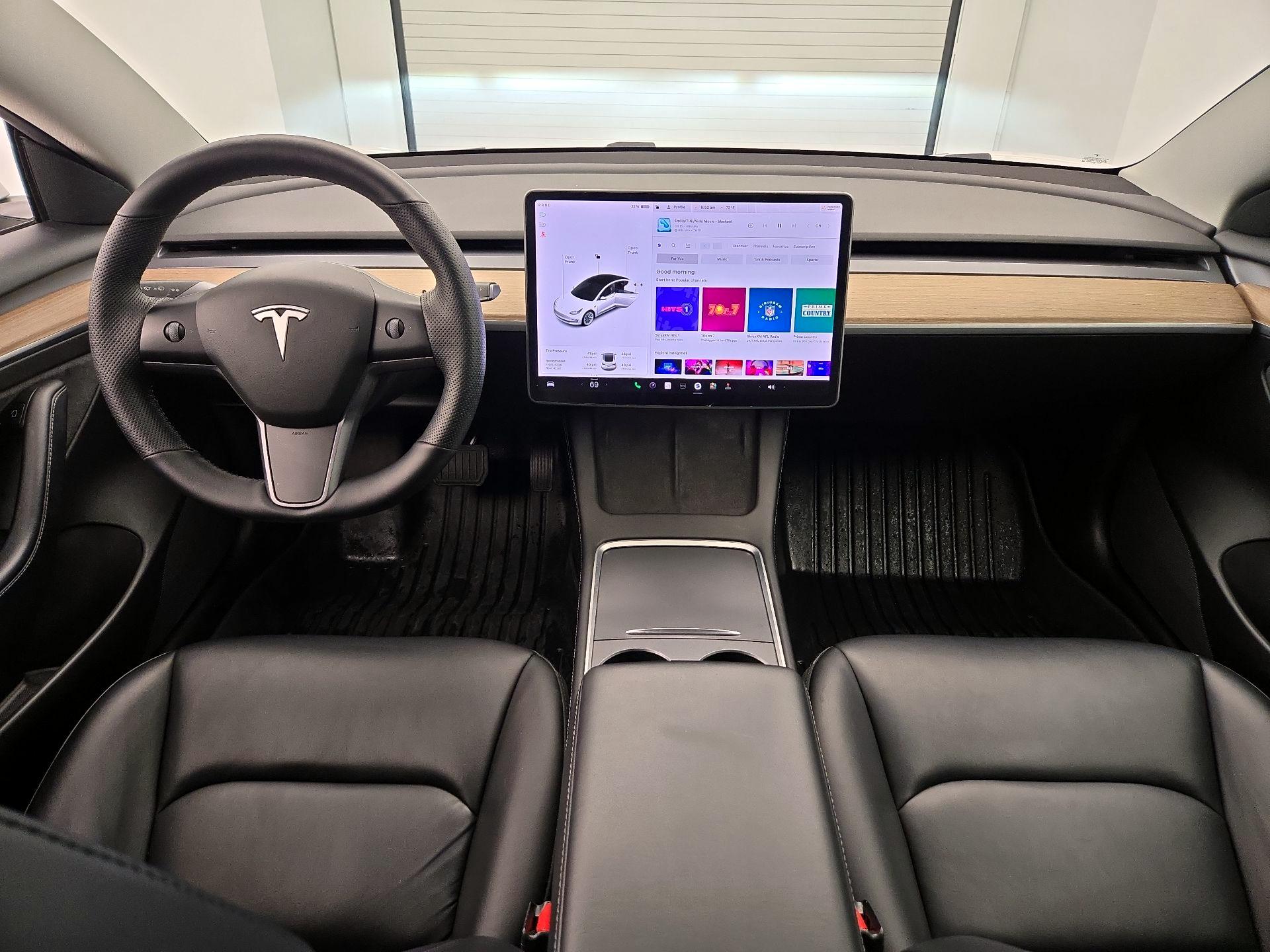 Thumbnail: 2021 Tesla Model 3 - 9