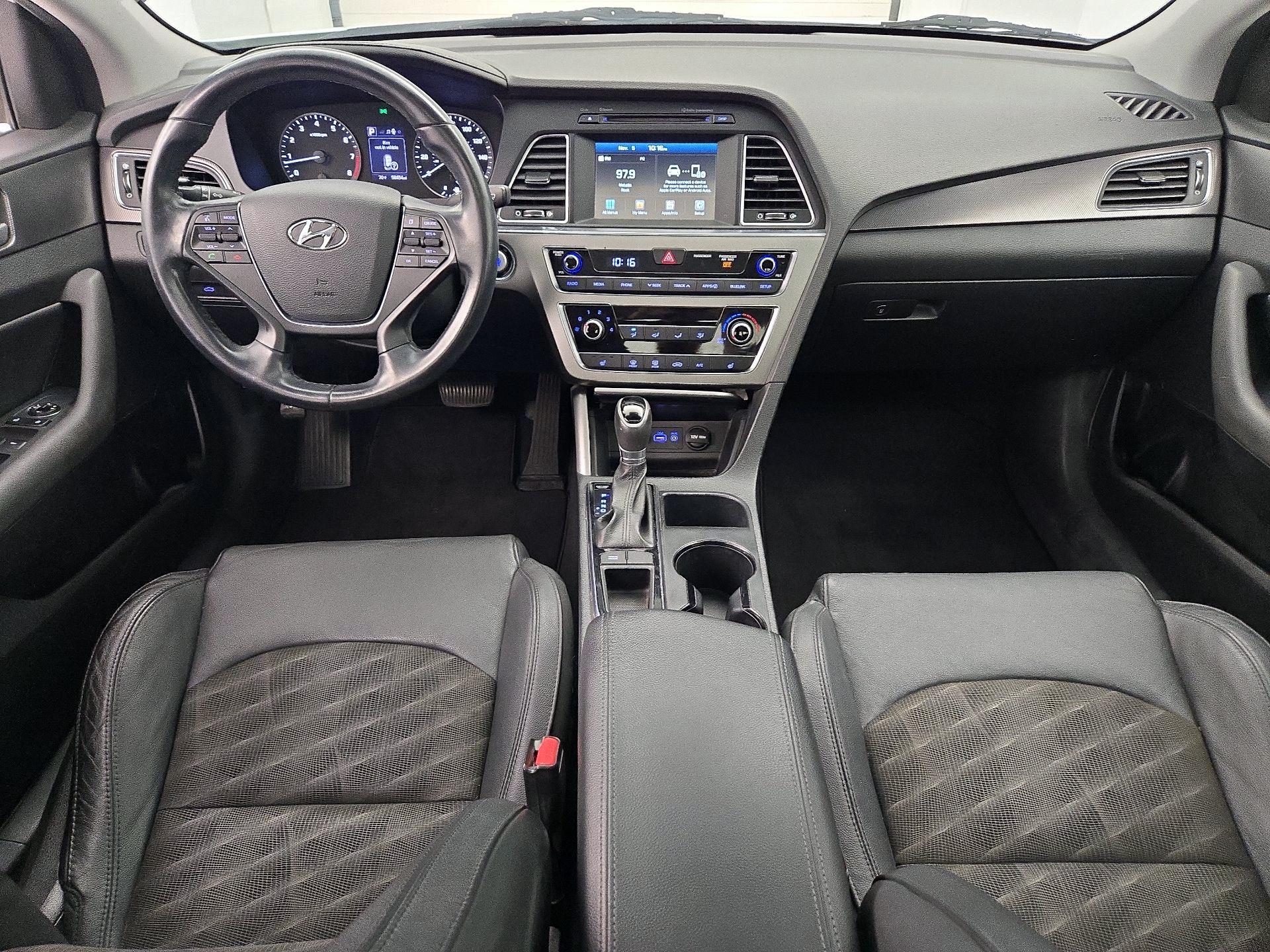 Thumbnail: 2017 Hyundai Sonata - 9