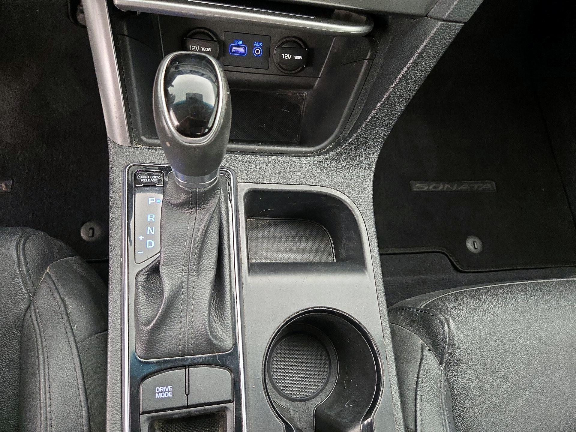 Thumbnail: 2017 Hyundai Sonata - 17