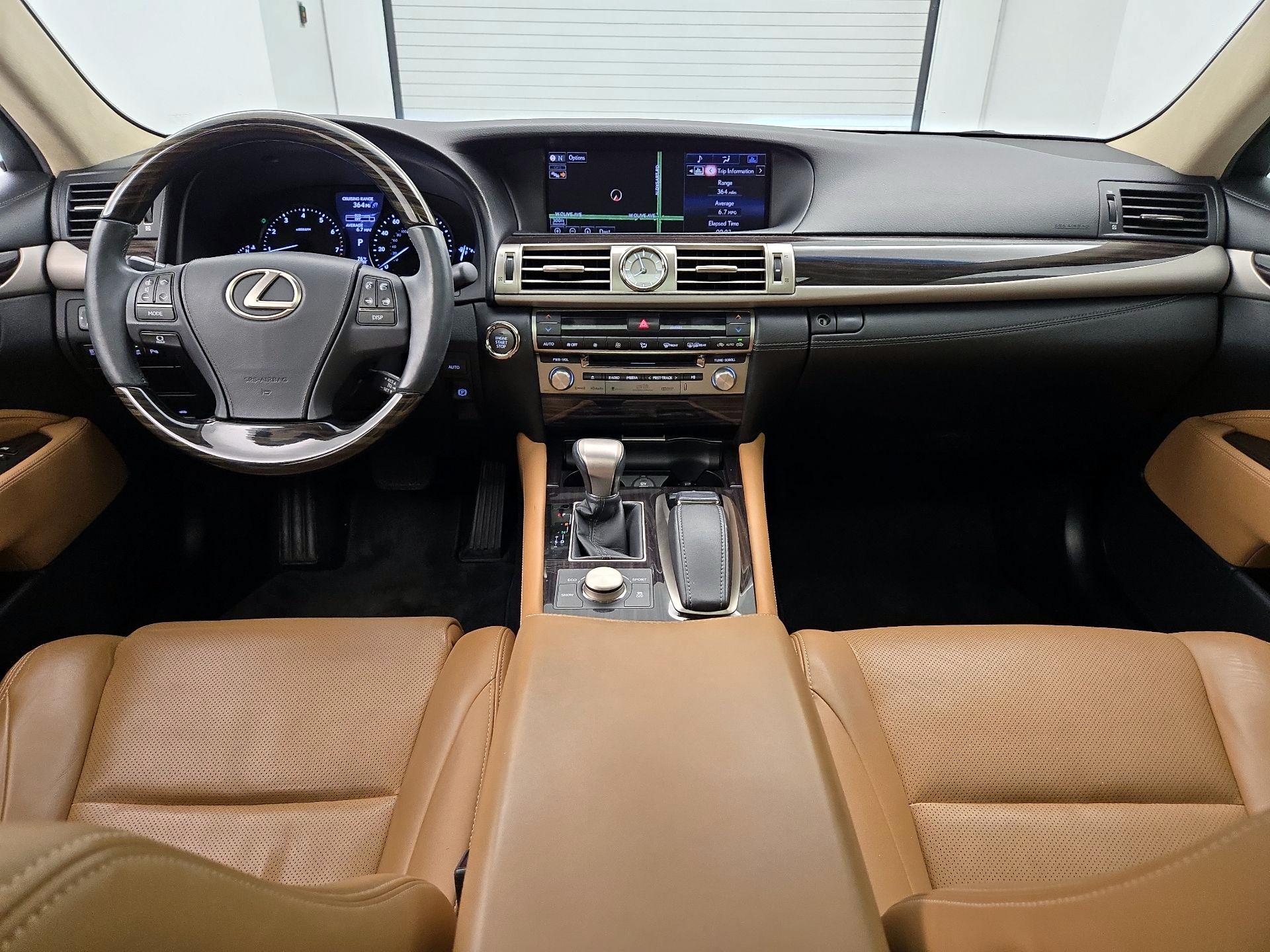 Thumbnail: 2015 Lexus LS - 9