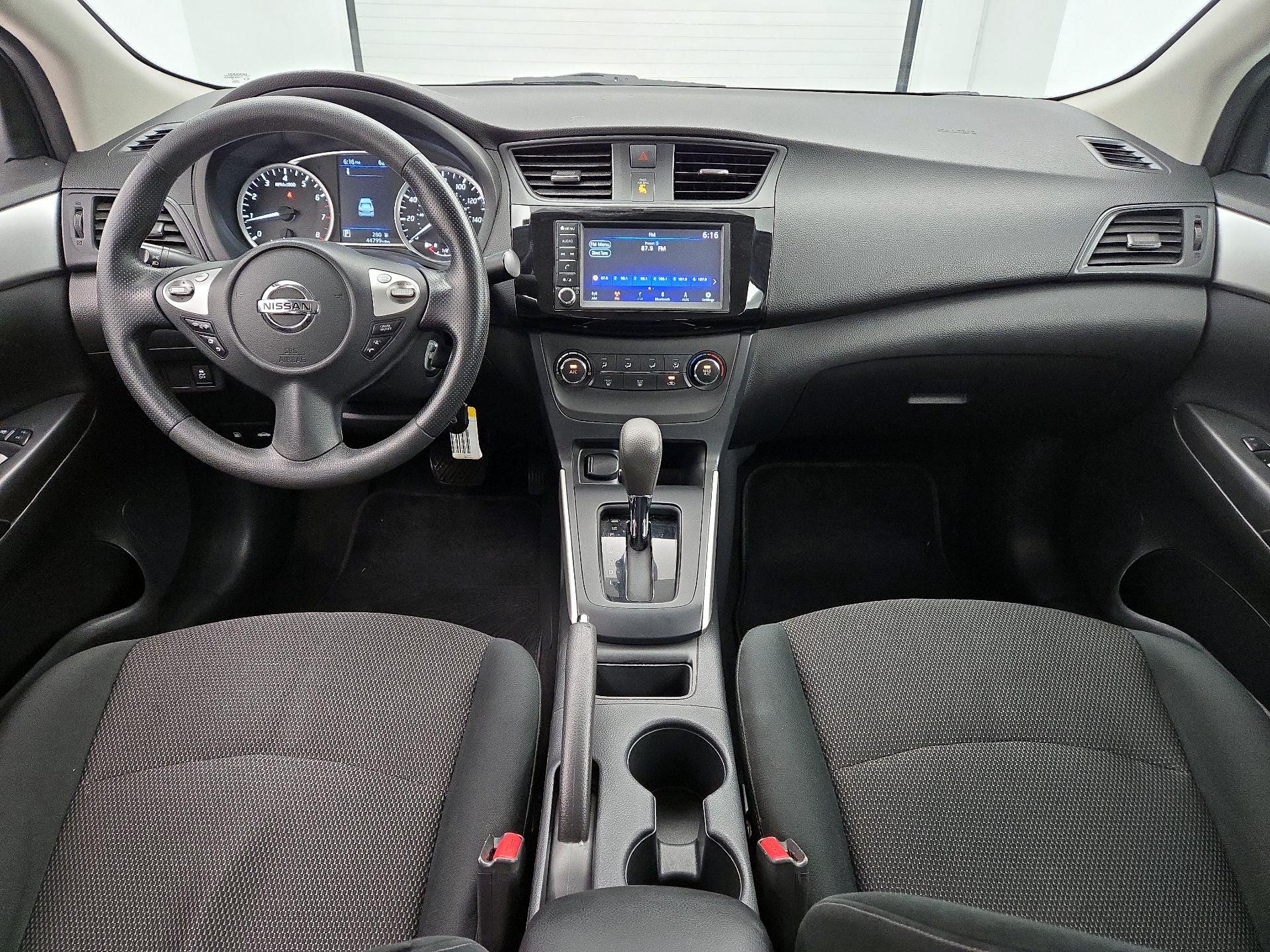 Thumbnail: 2019 Nissan Sentra - 9