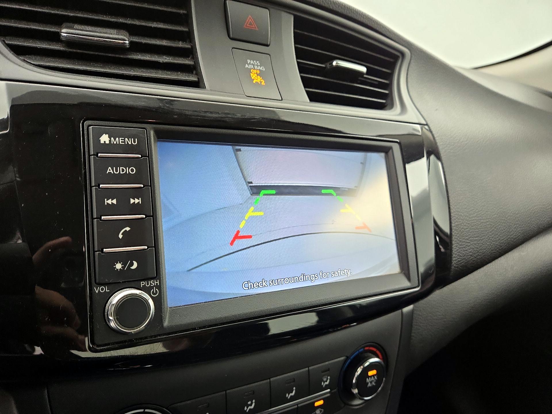 Thumbnail: 2019 Nissan Sentra - 14