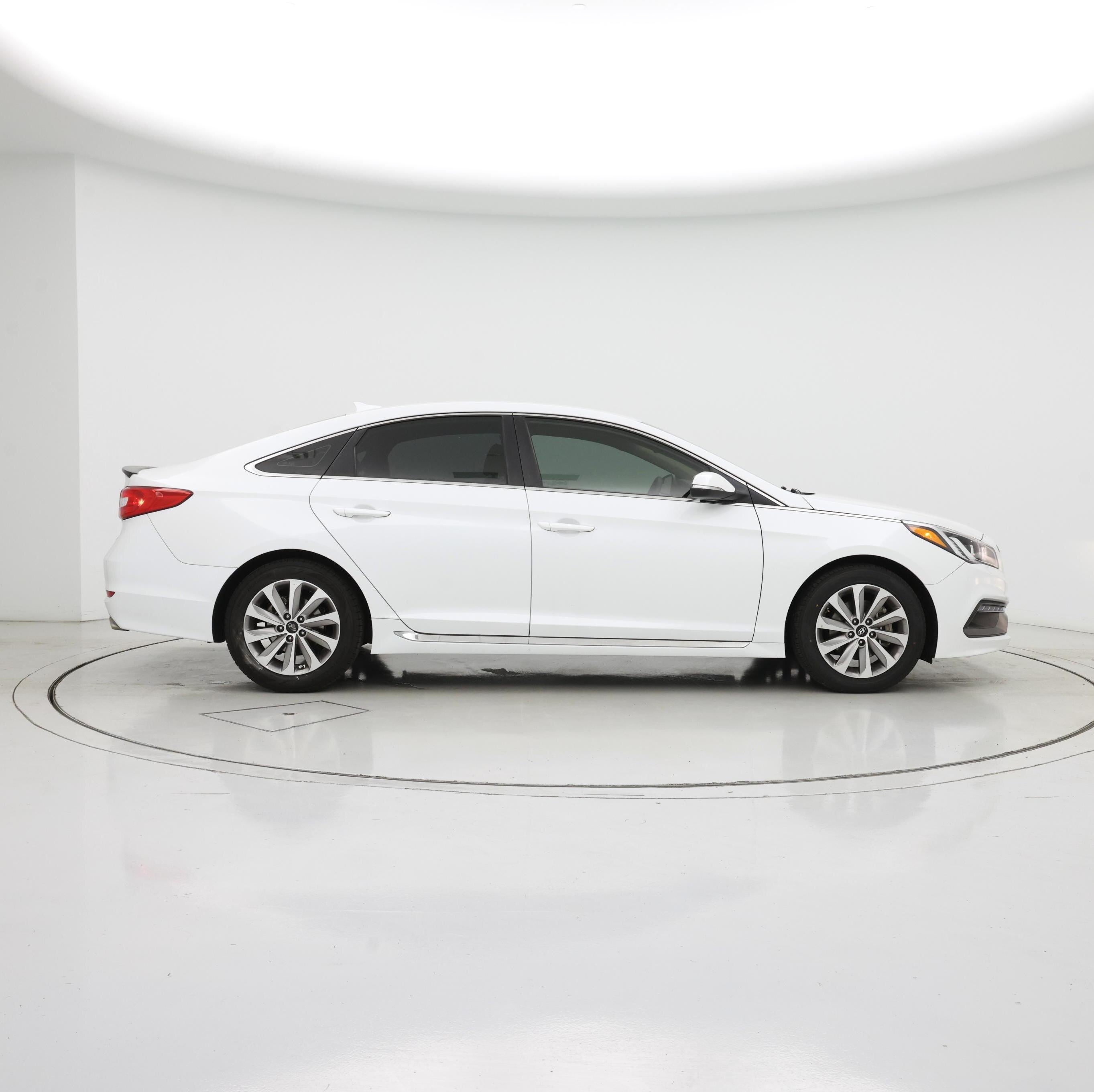 Thumbnail: 2015 Hyundai Sonata - 7