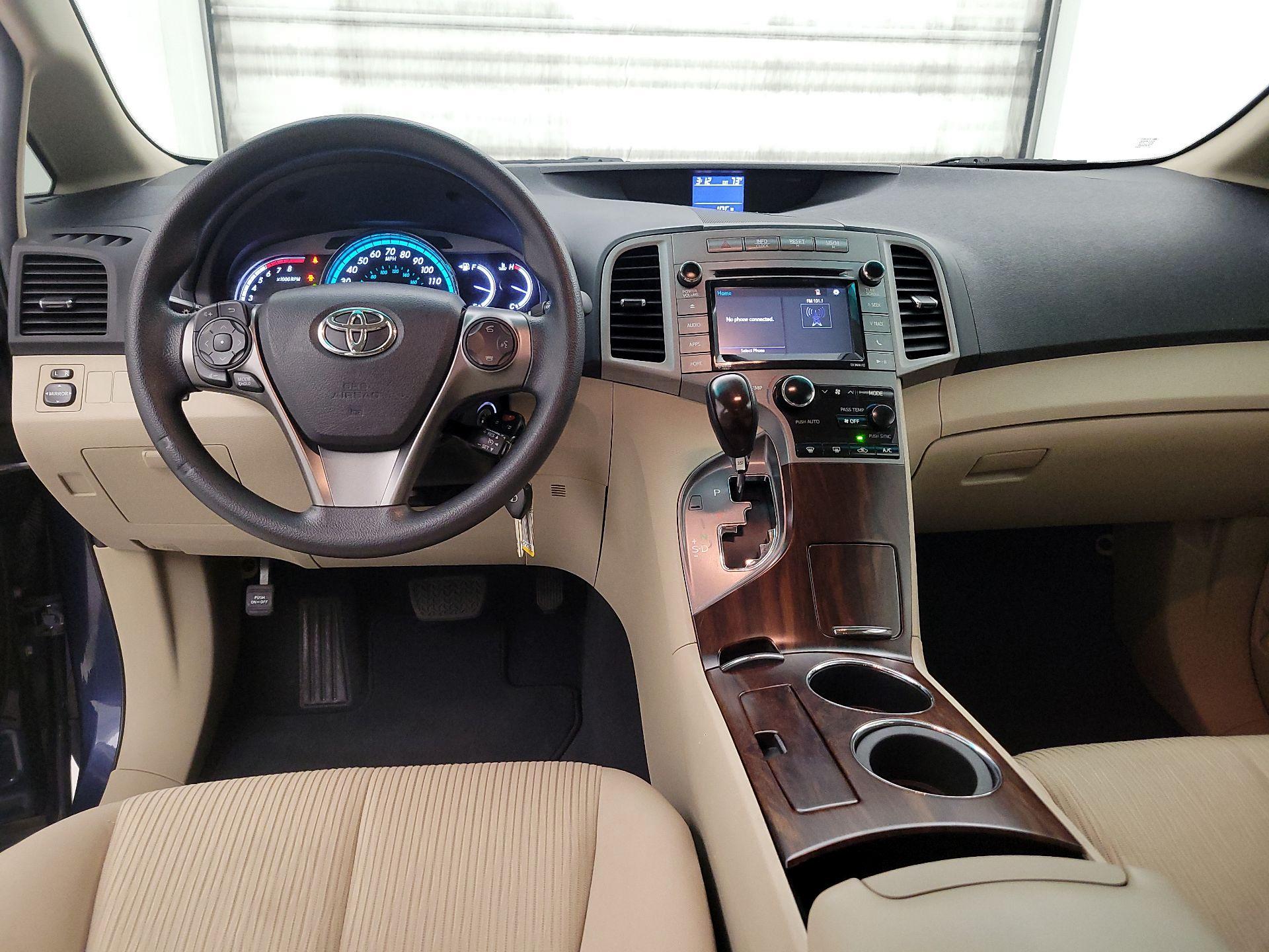 Thumbnail: 2015 Toyota Venza - 9