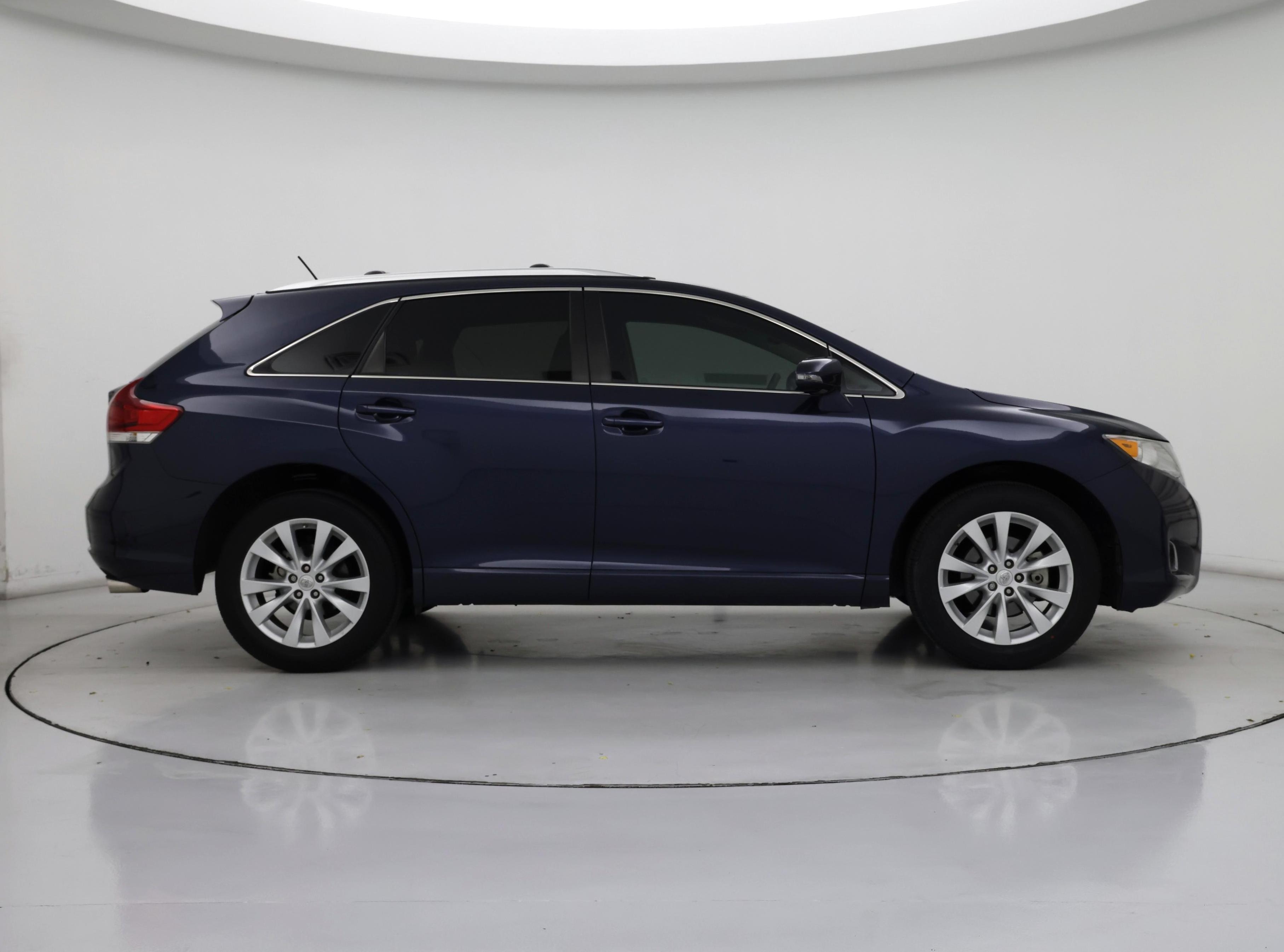 Thumbnail: 2015 Toyota Venza - 7