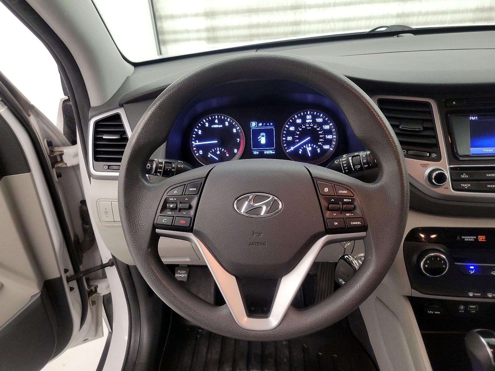 Thumbnail: 2017 Hyundai Tucson - 10