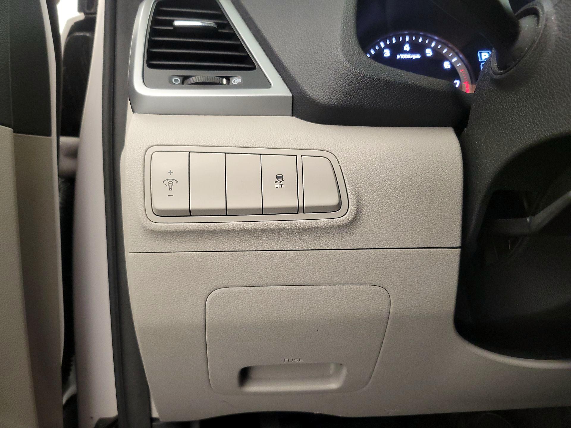 Thumbnail: 2017 Hyundai Tucson - 13