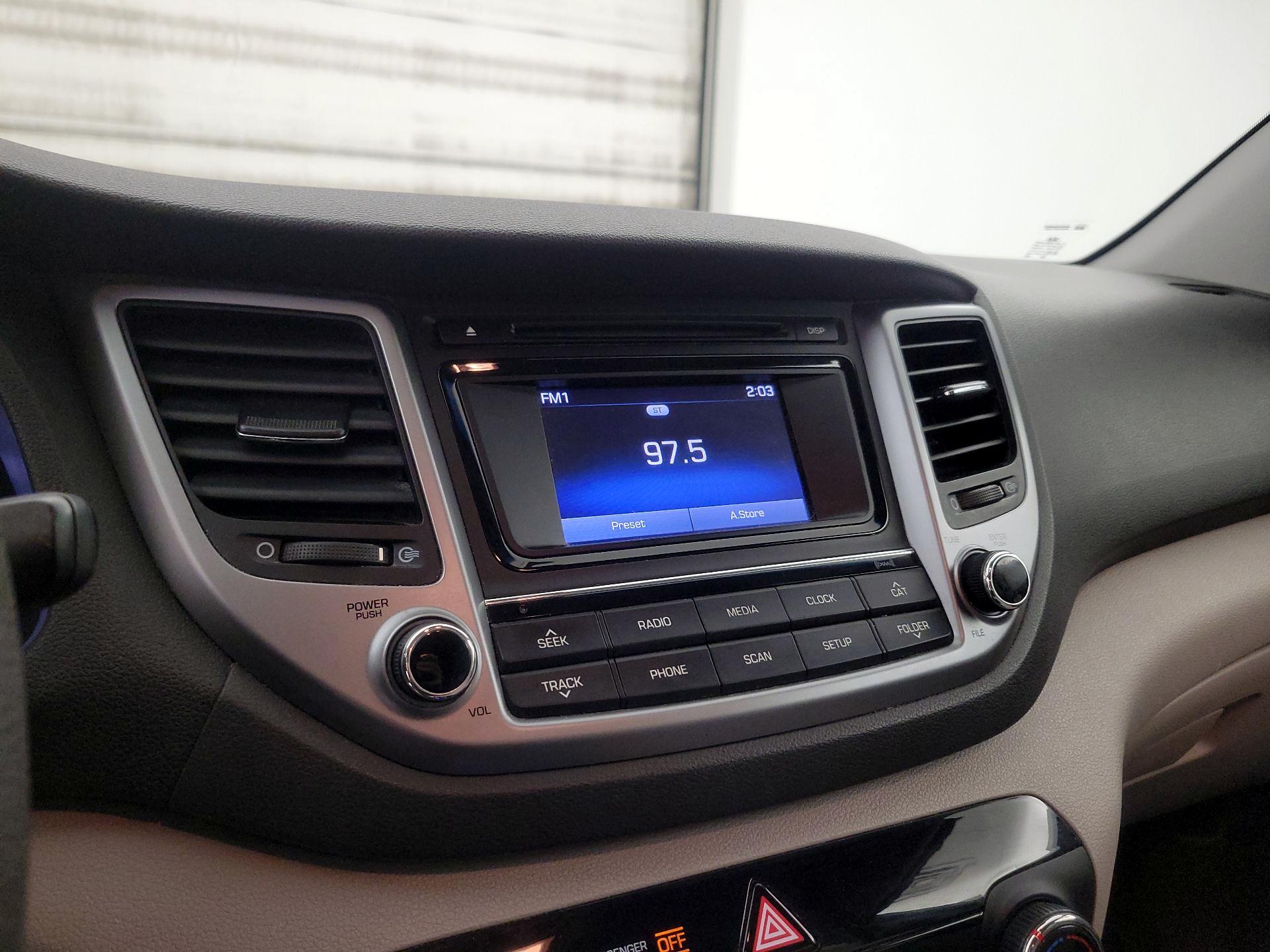 Thumbnail: 2017 Hyundai Tucson - 15