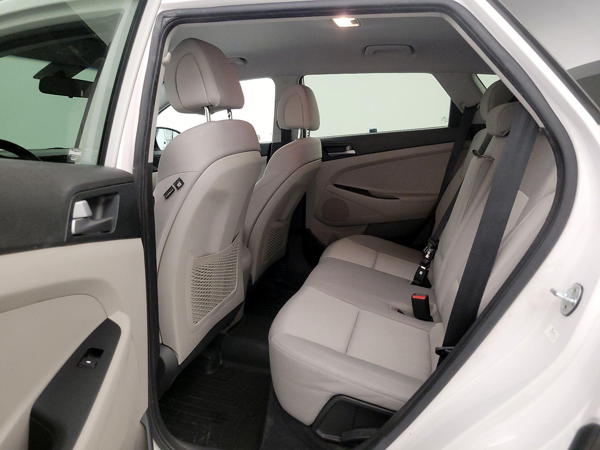 Thumbnail: 2017 Hyundai Tucson - 19