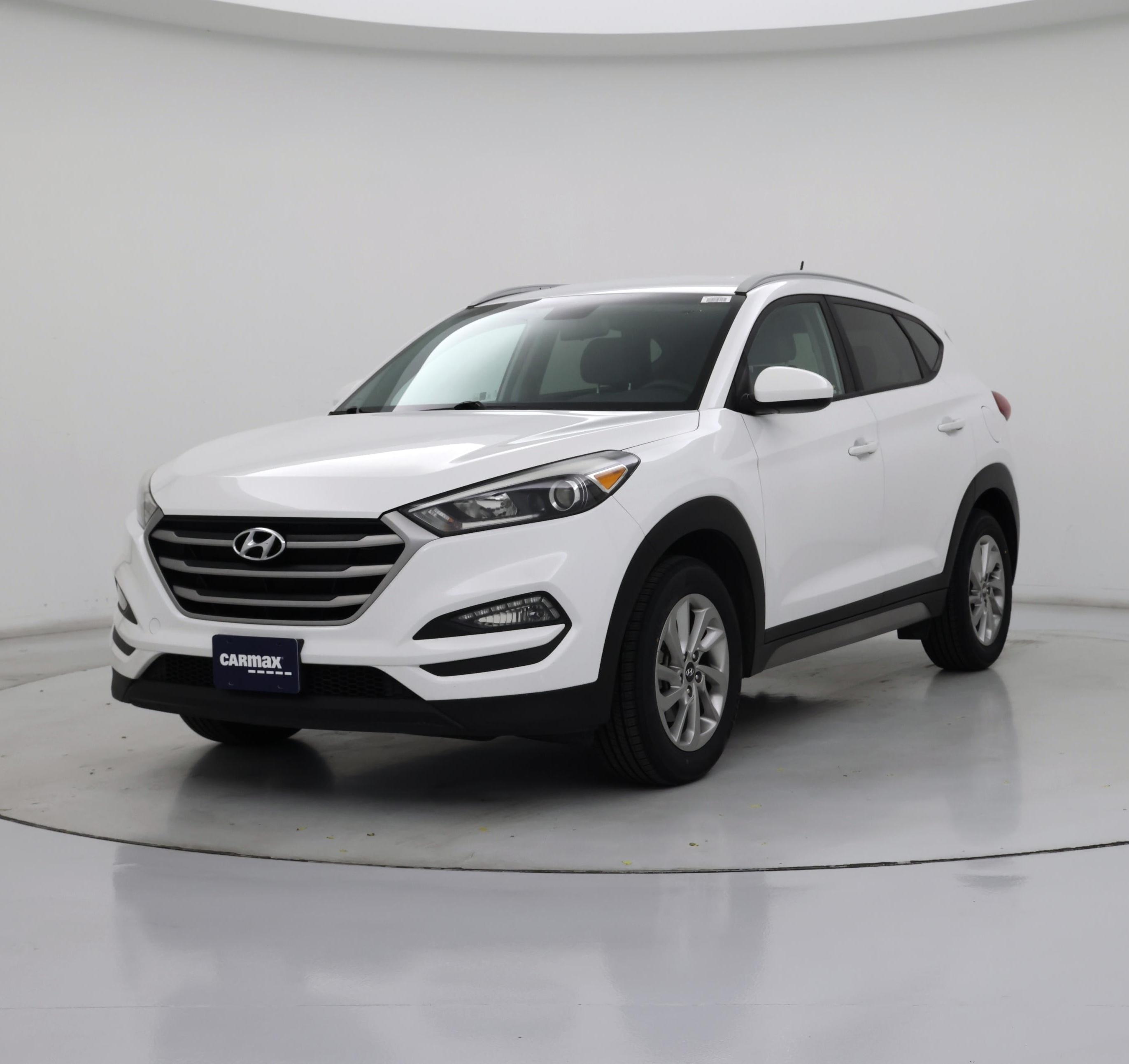 Thumbnail: 2017 Hyundai Tucson - 4