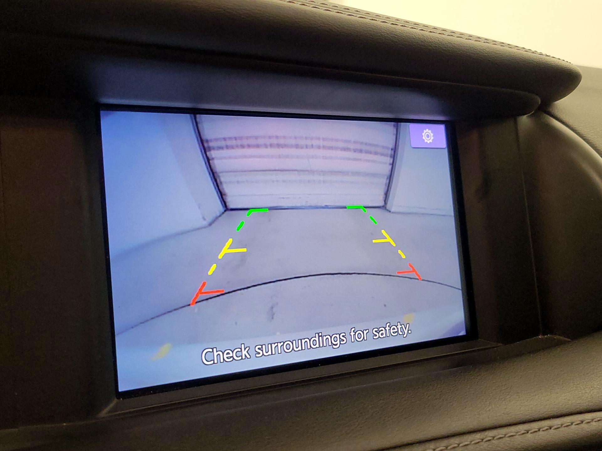 Thumbnail: 2018 INFINITI QX30 - 14