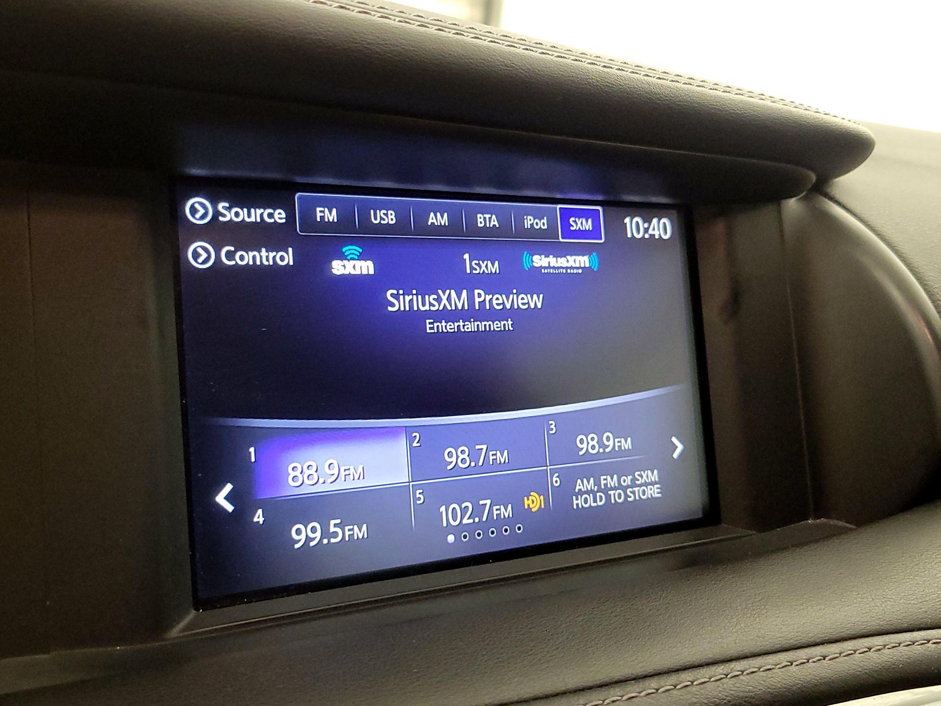 Thumbnail: 2018 INFINITI QX30 - 15