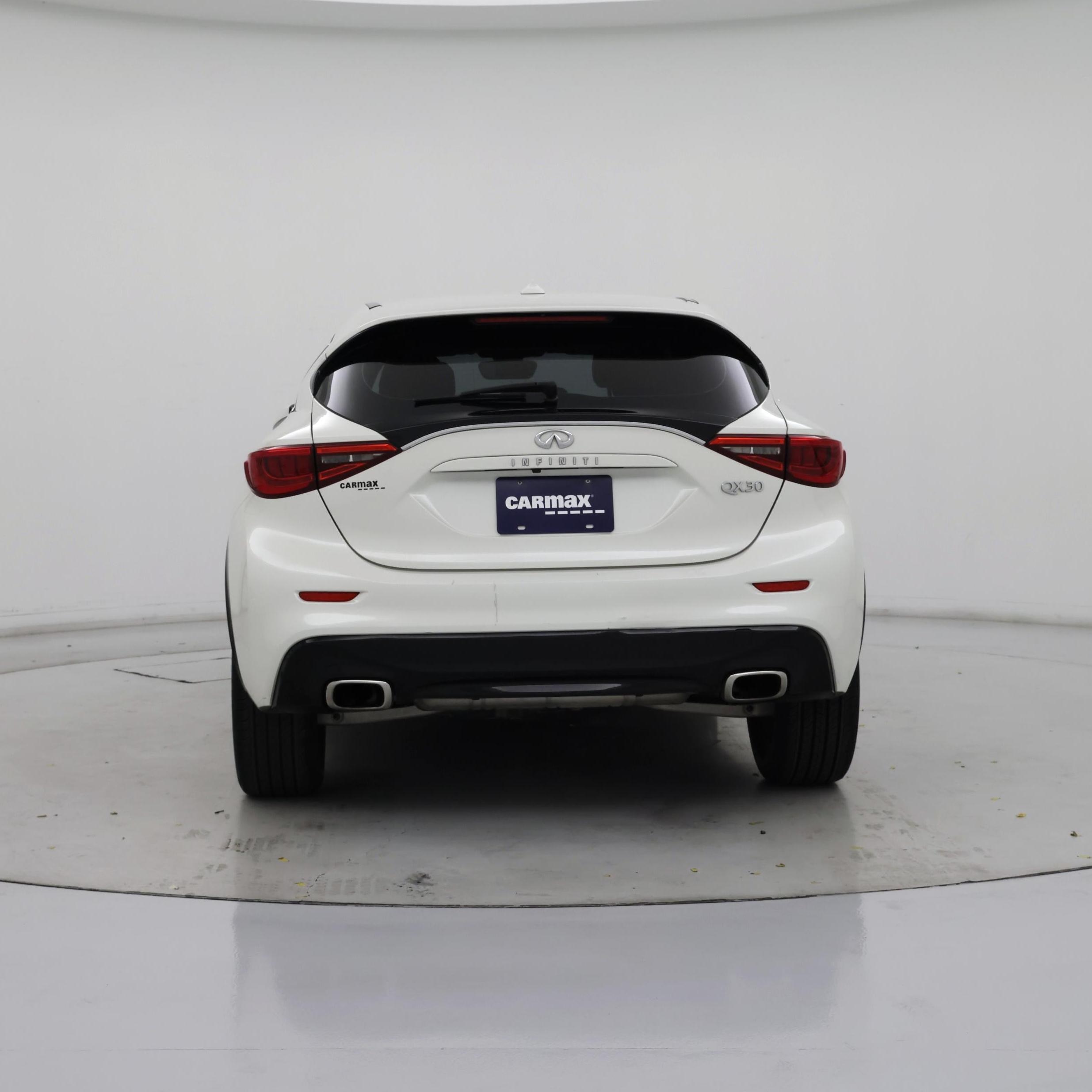 Thumbnail: 2018 INFINITI QX30 - 6