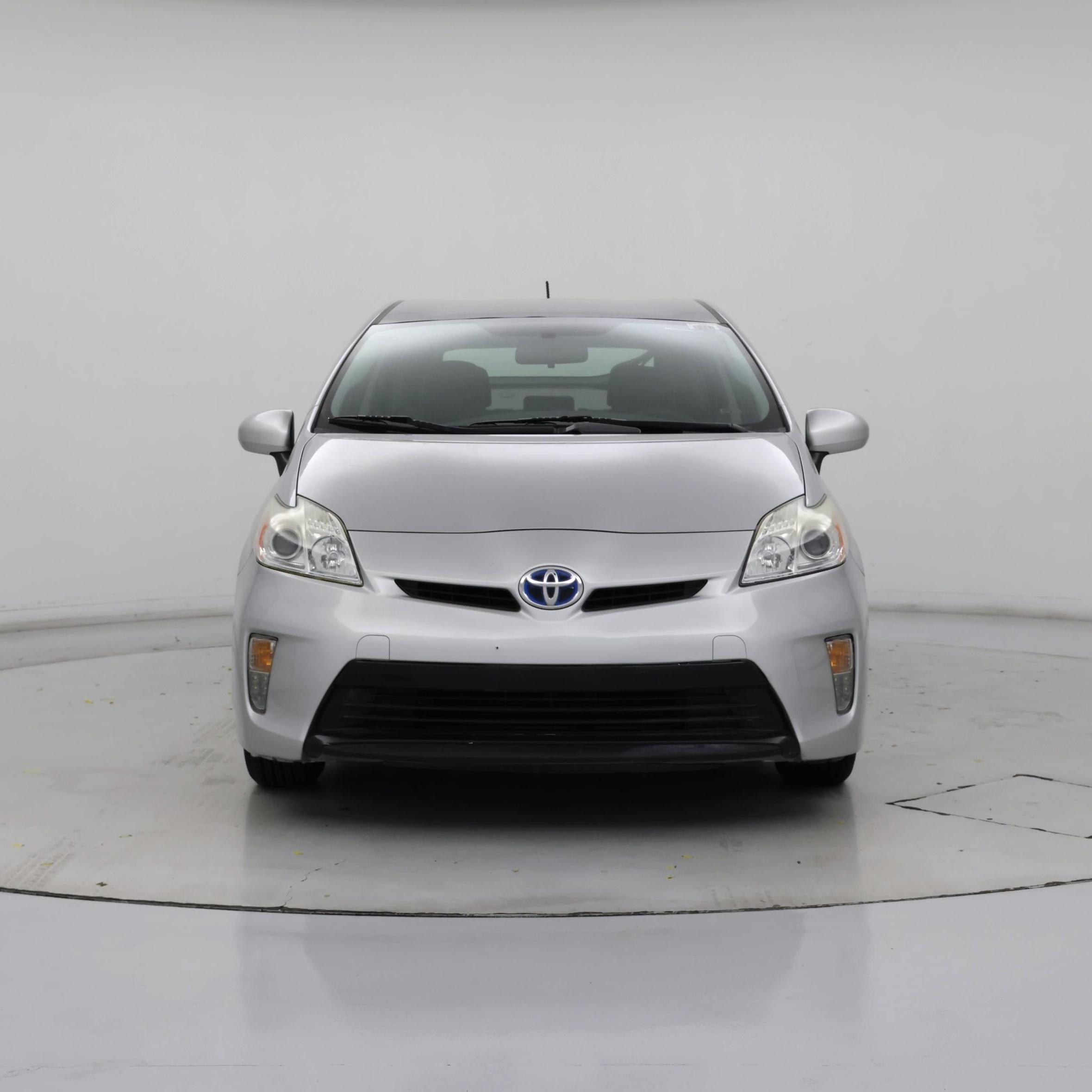 Thumbnail: 2015 Toyota Prius - 5