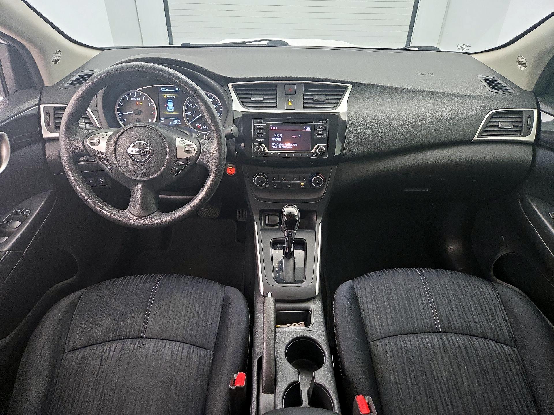 Thumbnail: 2016 Nissan Sentra - 9