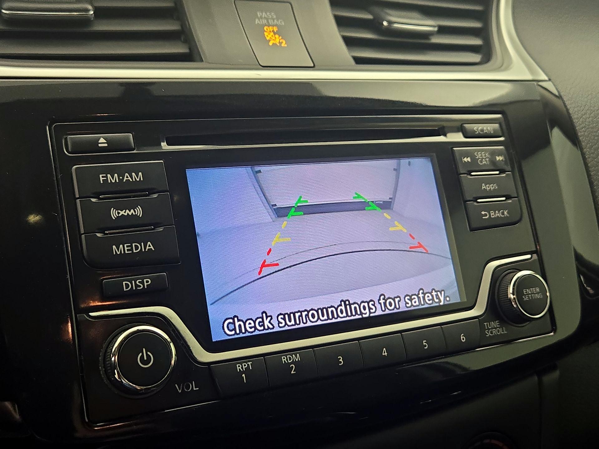 Thumbnail: 2016 Nissan Sentra - 14