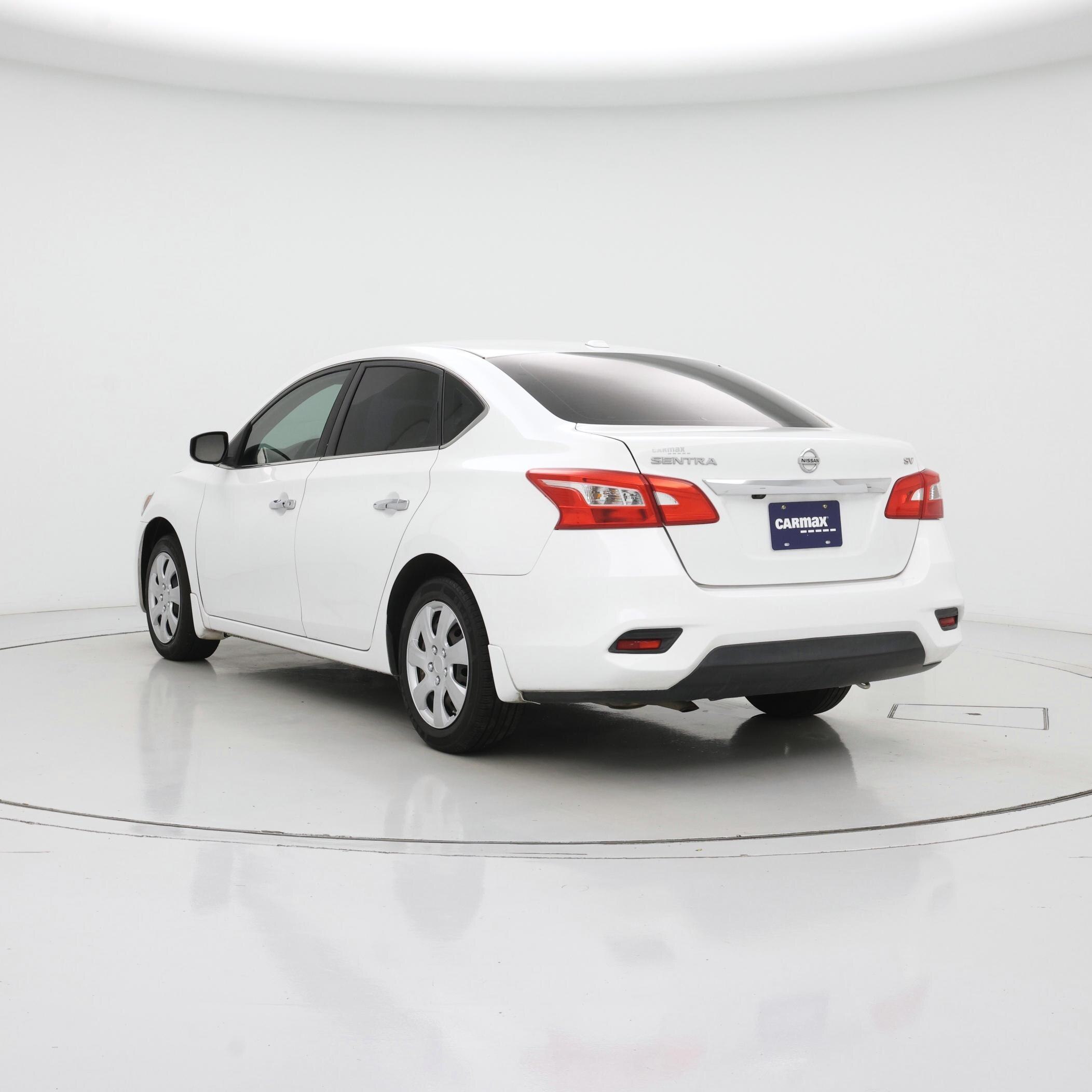 Thumbnail: 2016 Nissan Sentra - 2