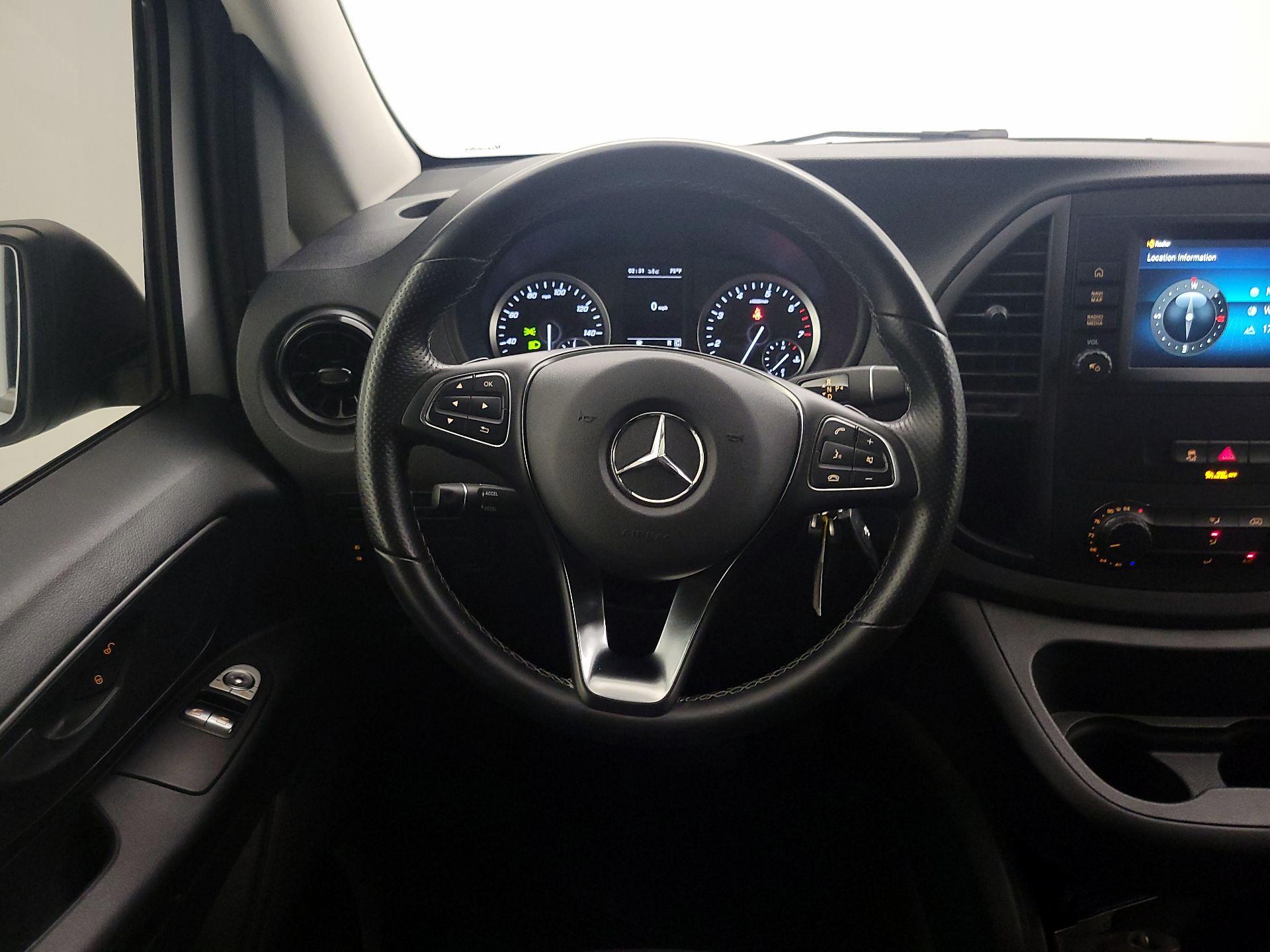 Thumbnail: 2022 Mercedes-Benz Metris - 10