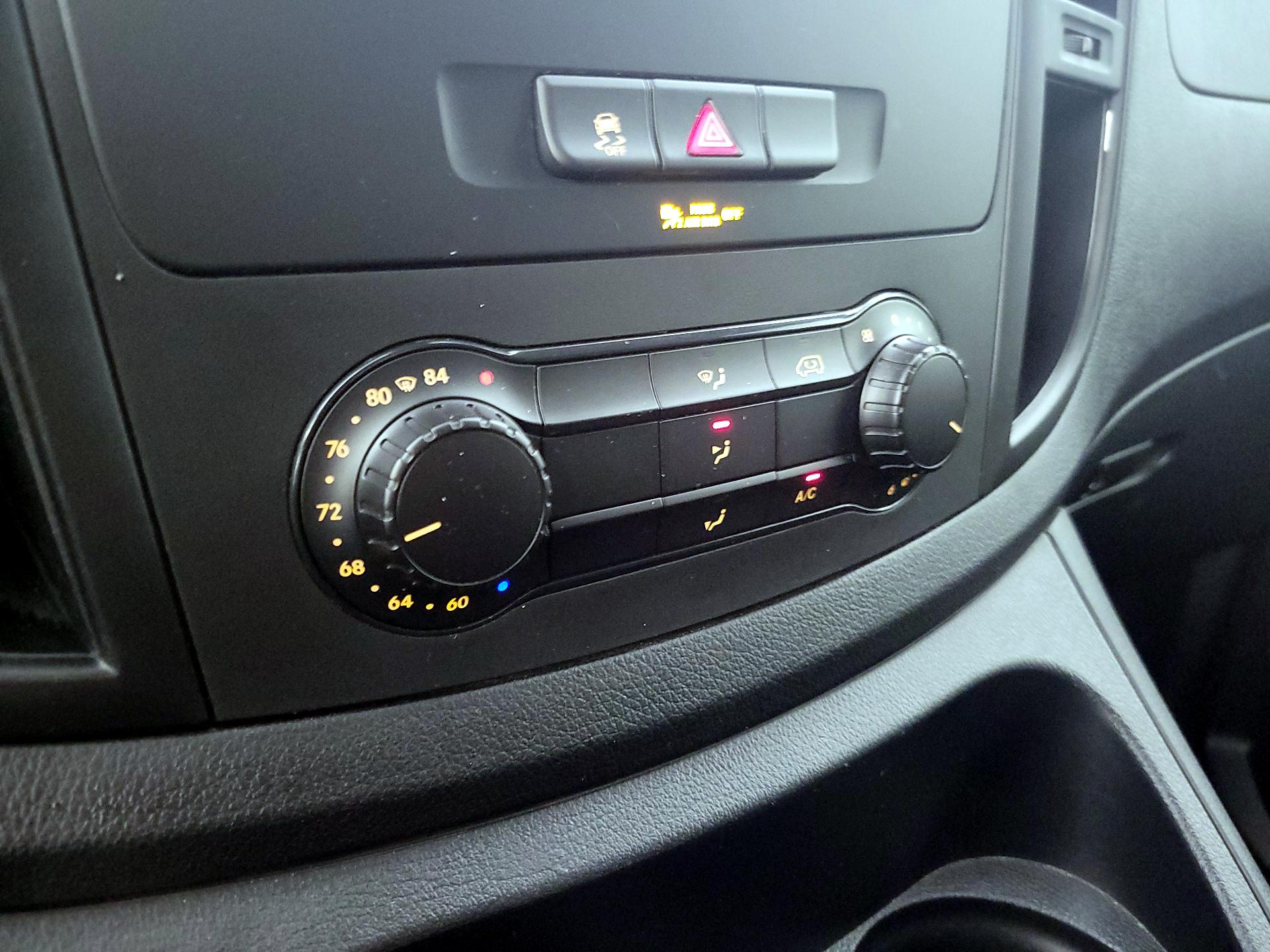 Thumbnail: 2022 Mercedes-Benz Metris - 16