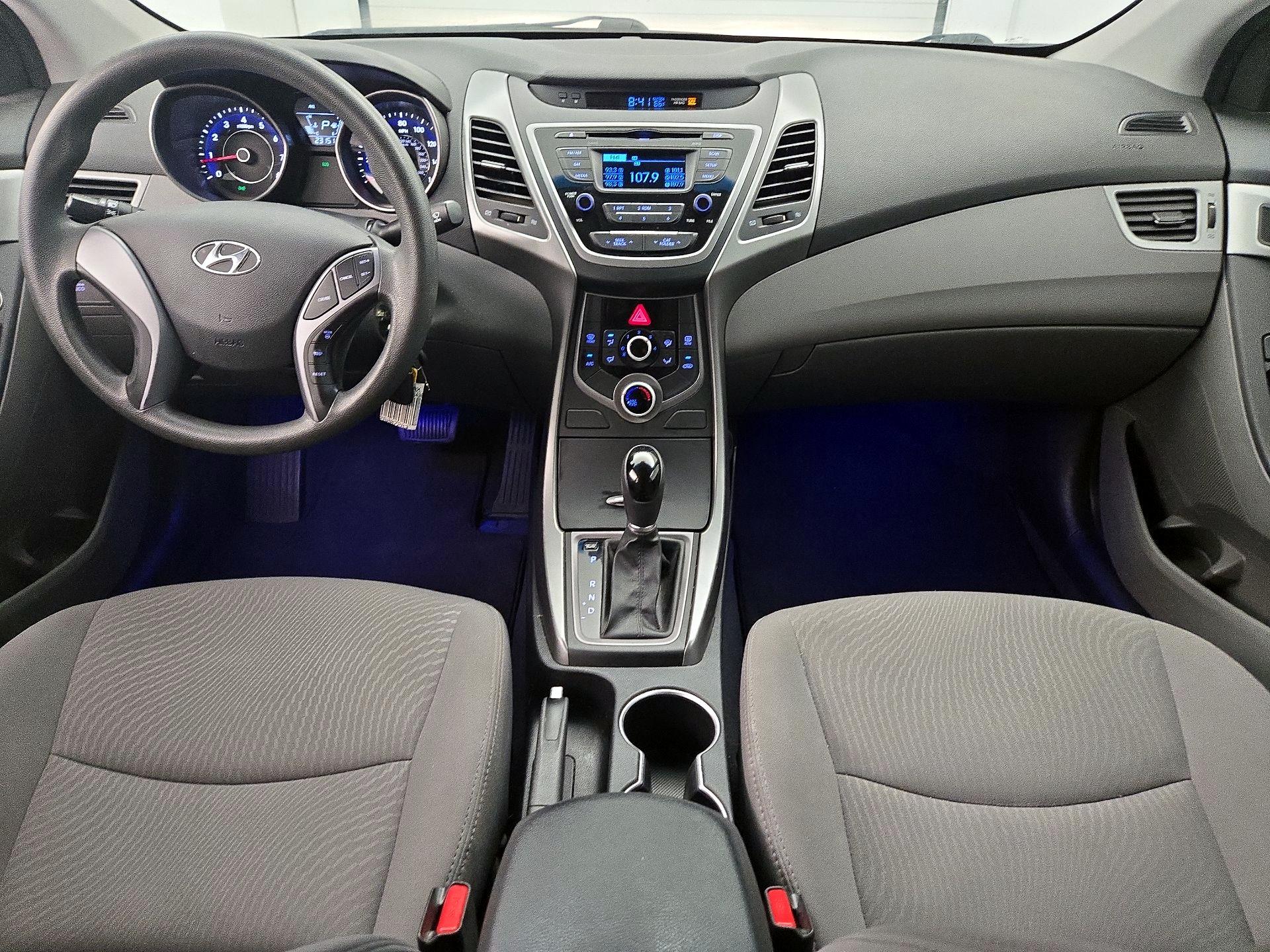 Thumbnail: 2015 Hyundai Elantra - 9