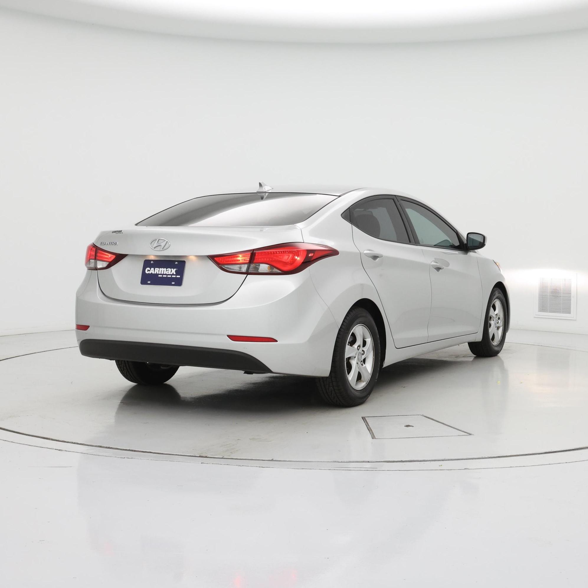 Thumbnail: 2015 Hyundai Elantra - 8