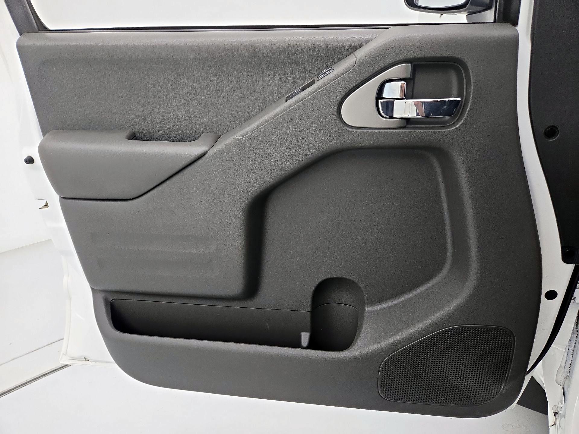 Thumbnail: 2019 Nissan Frontier - 12