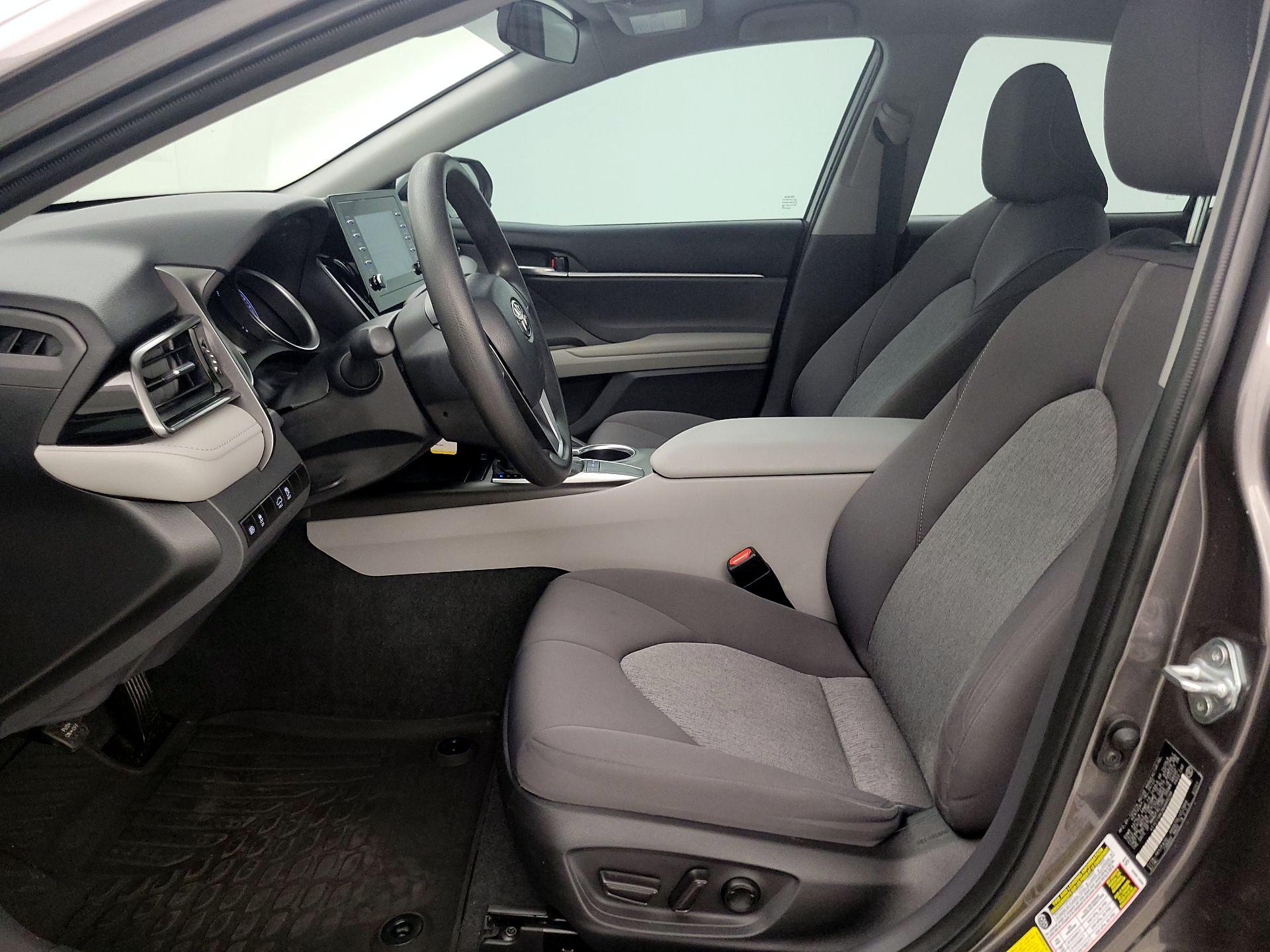 Thumbnail: 2022 Toyota Camry - 11