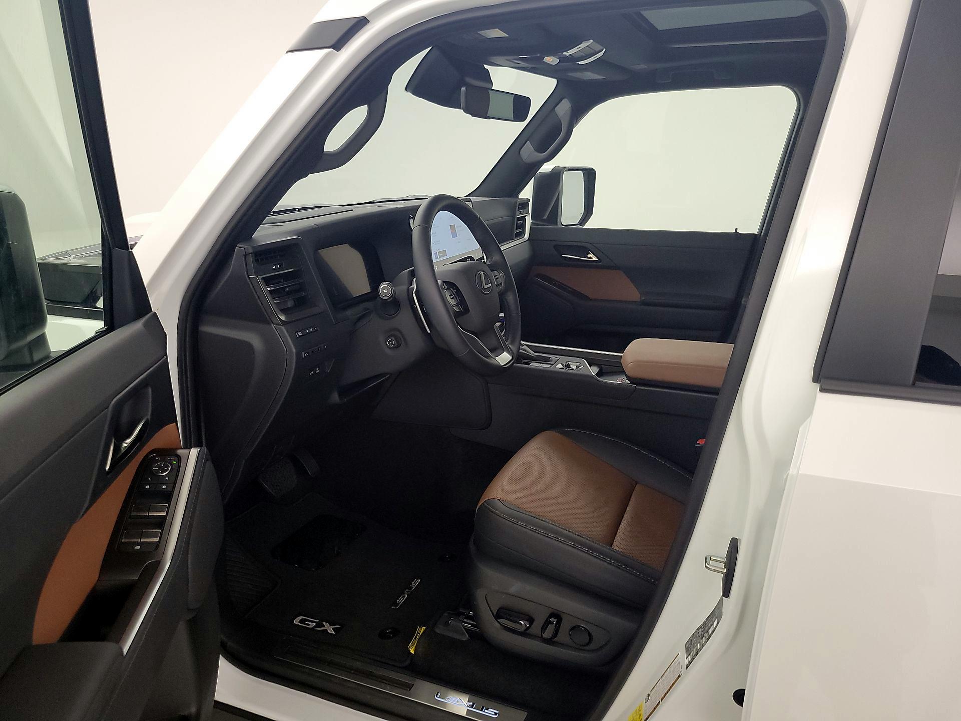 Thumbnail: 2025 Lexus GX - 11