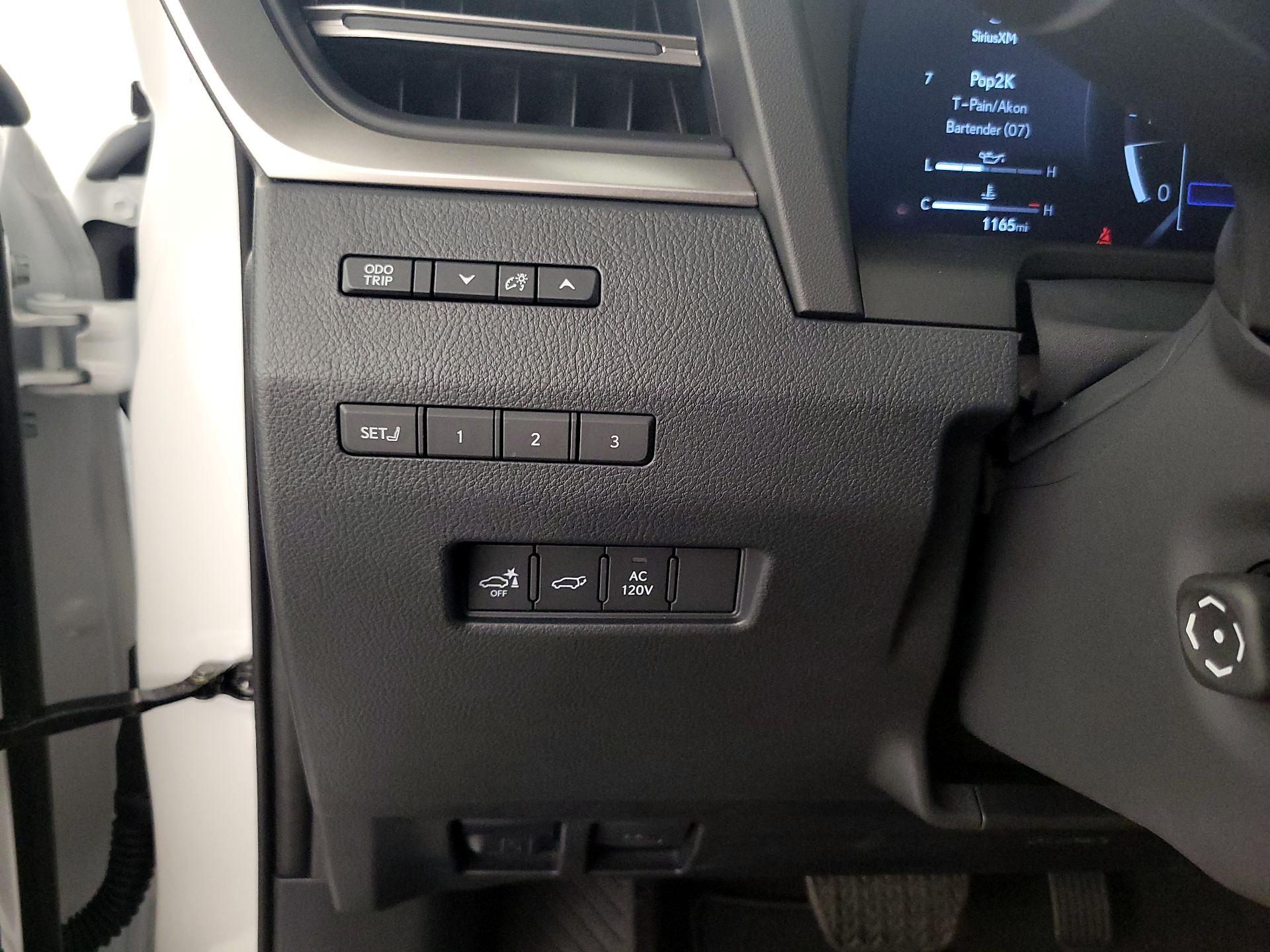 Thumbnail: 2025 Lexus GX - 13