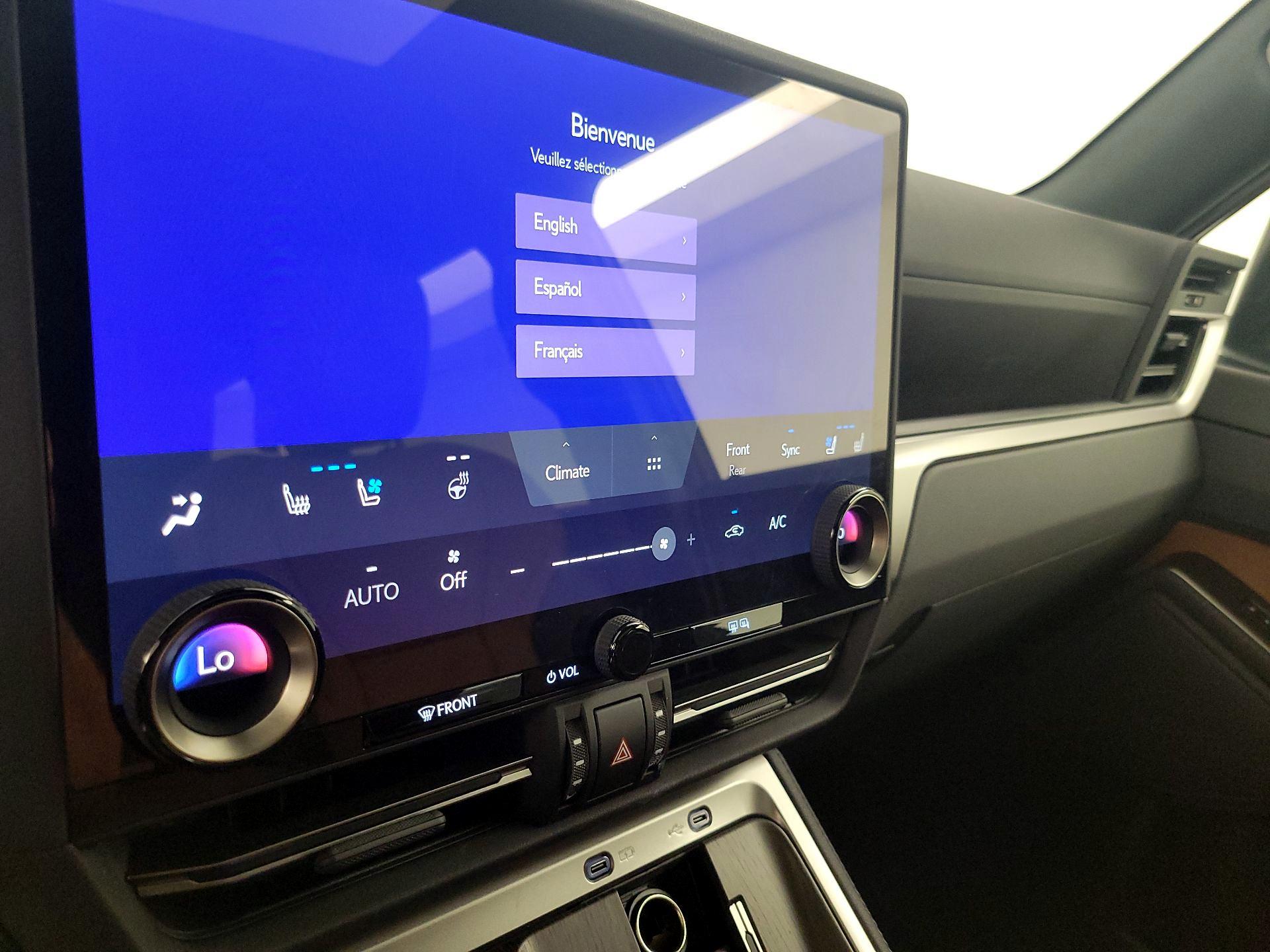 Thumbnail: 2025 Lexus GX - 16