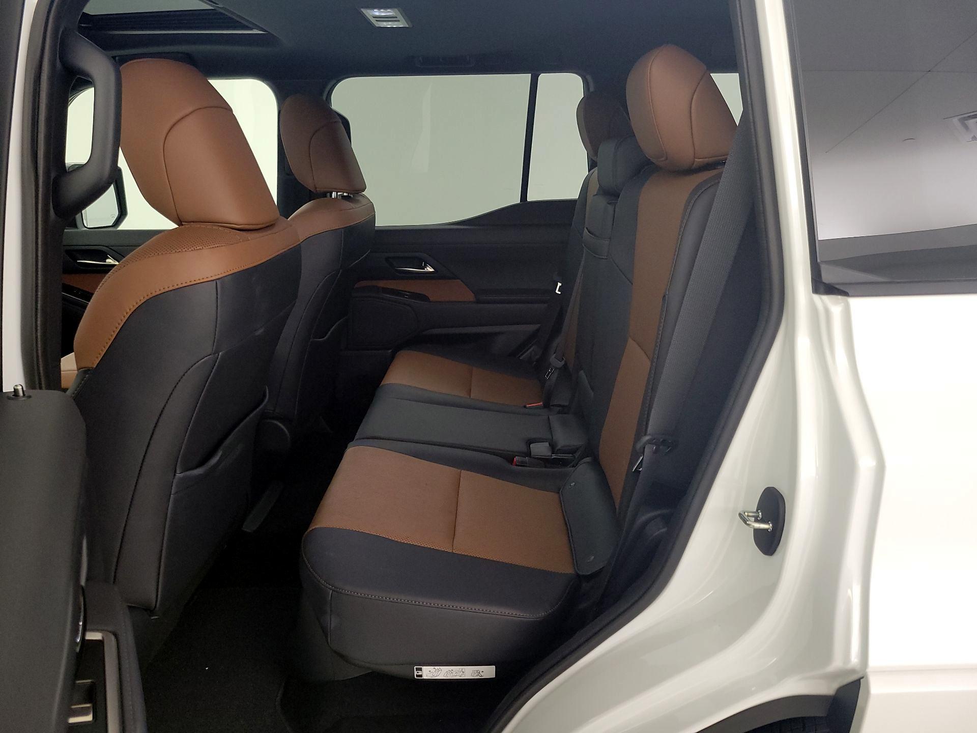 Thumbnail: 2025 Lexus GX - 20