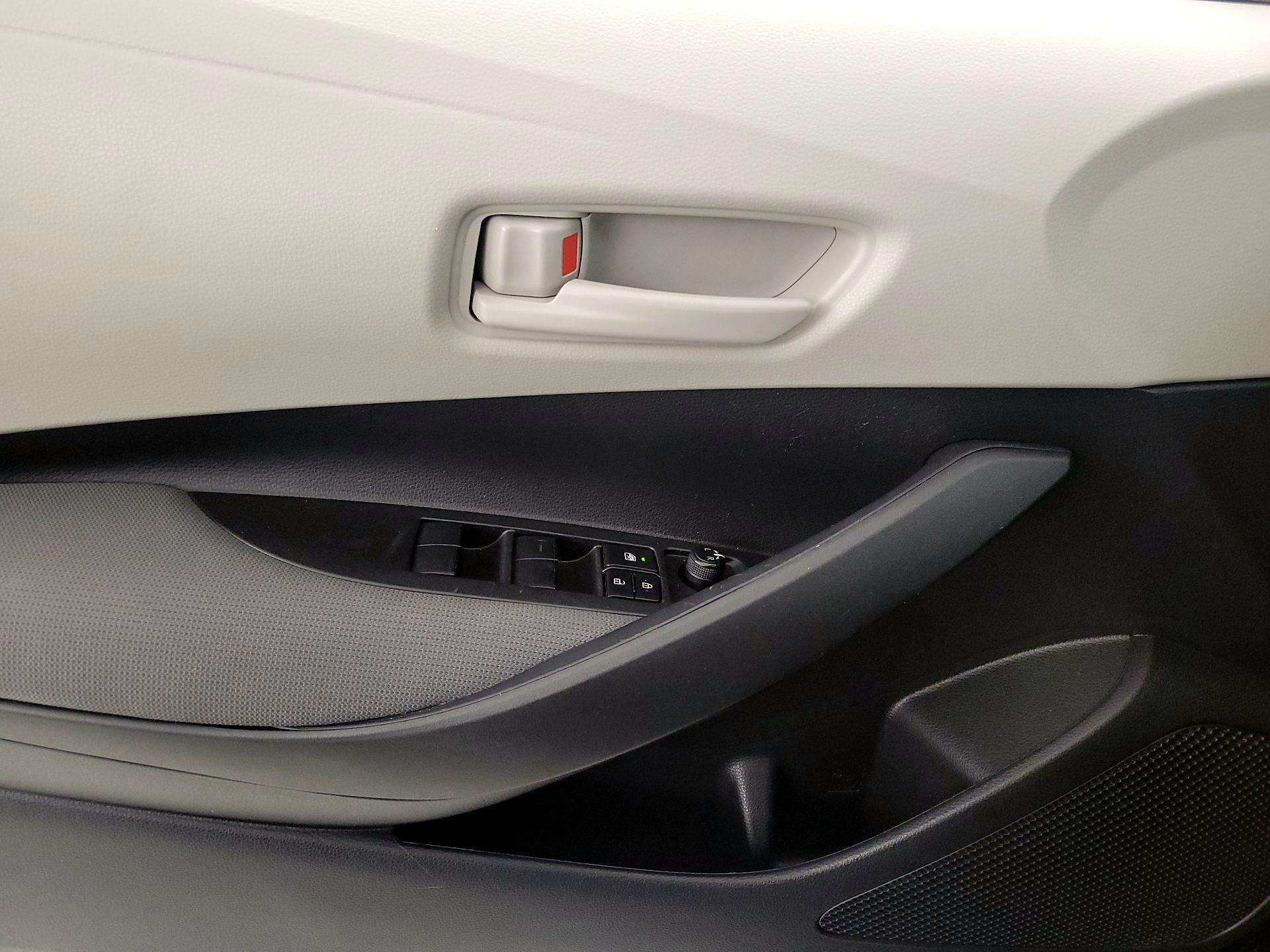 Thumbnail: 2023 Toyota Corolla - 12