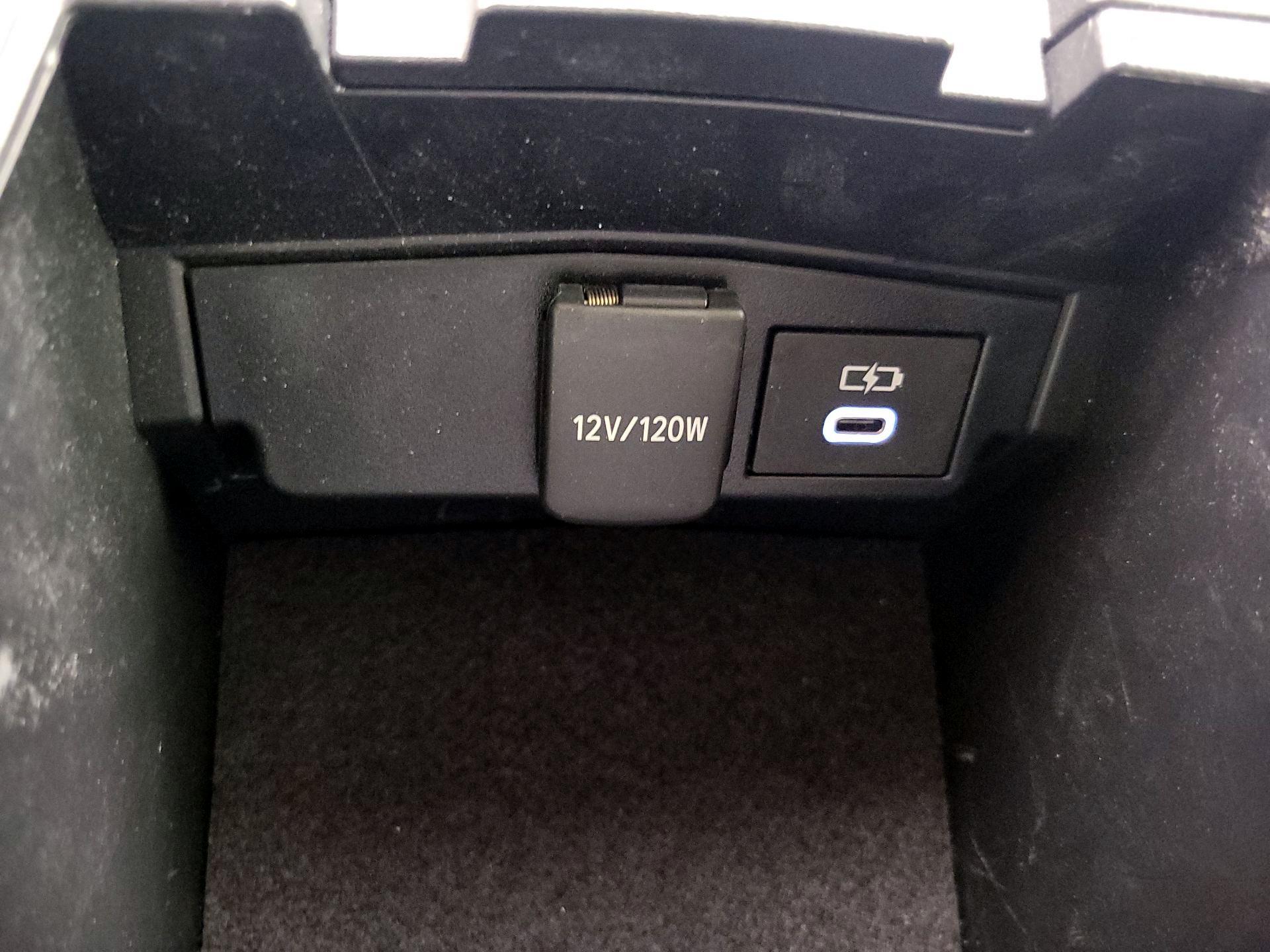 Thumbnail: 2023 Toyota Corolla - 18