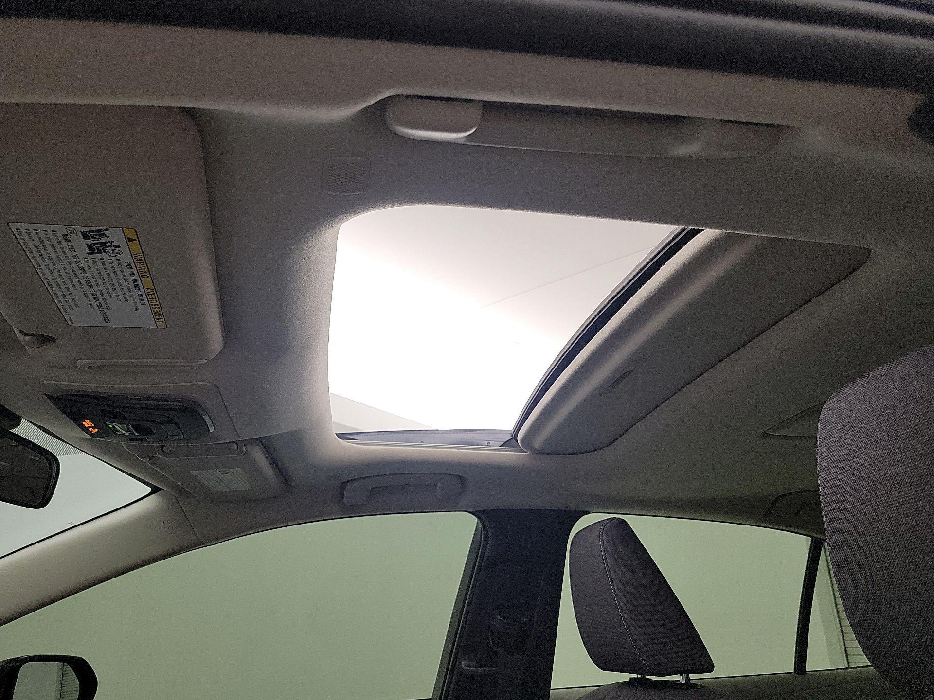 Thumbnail: 2023 Toyota Corolla - 19