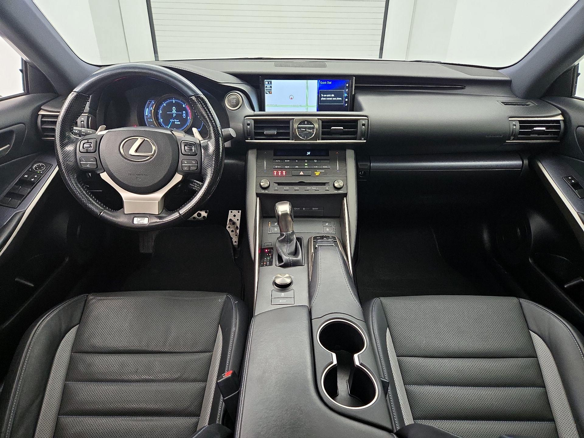 Thumbnail: 2020 Lexus IS - 9