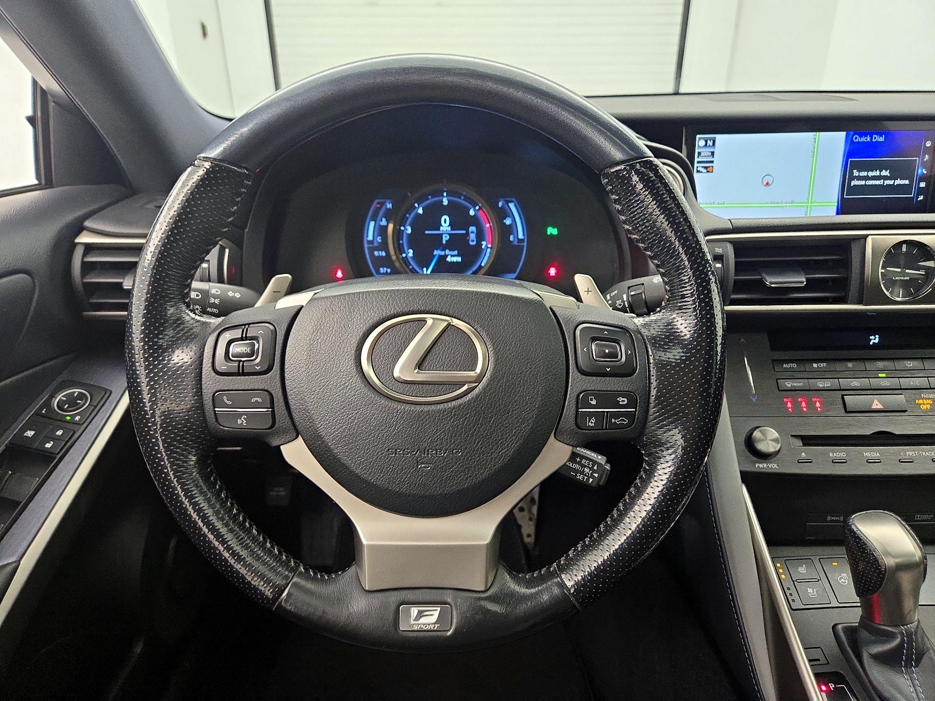 Thumbnail: 2020 Lexus IS - 10