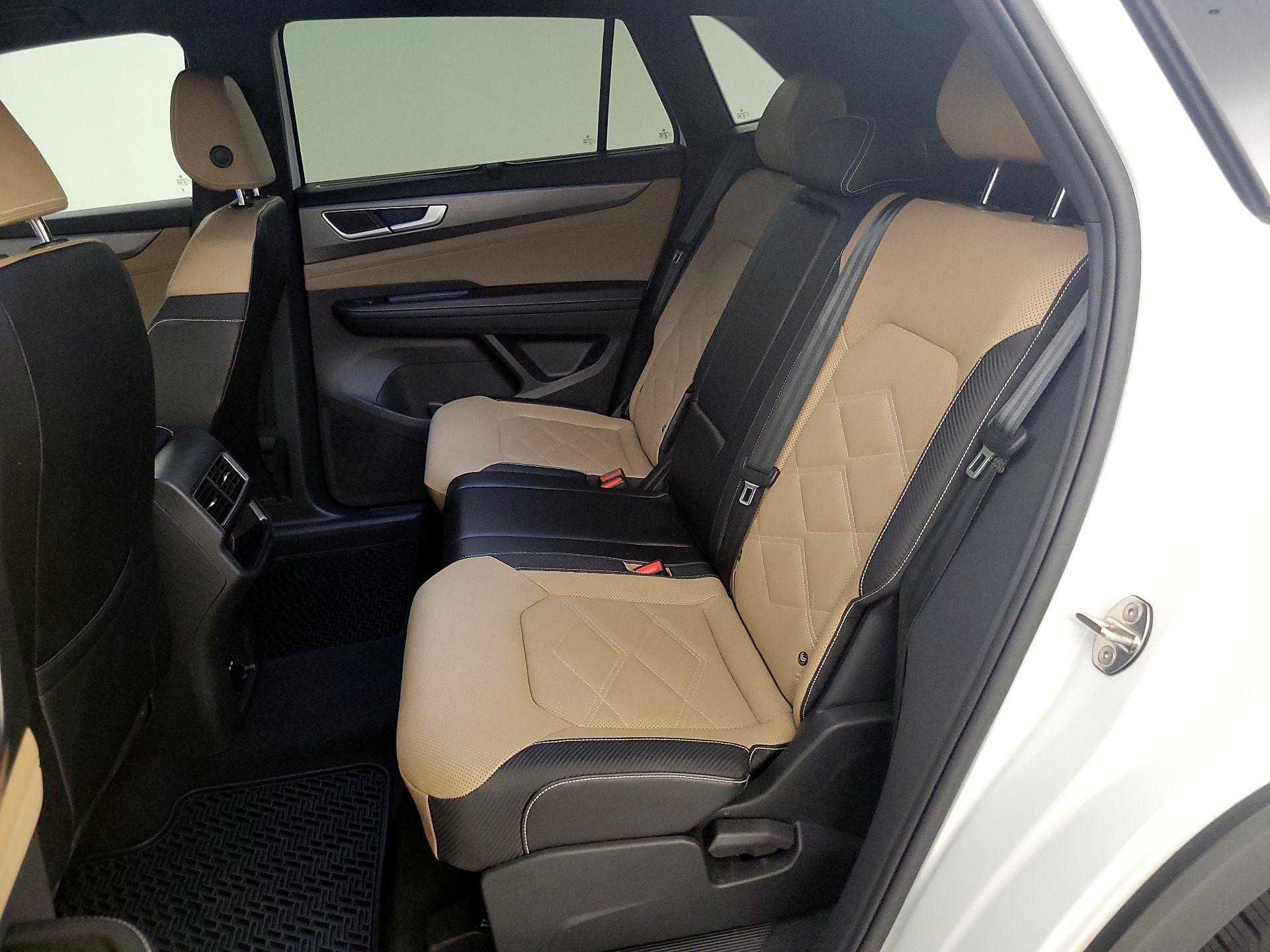 Thumbnail: 2024 Volkswagen Atlas - 19