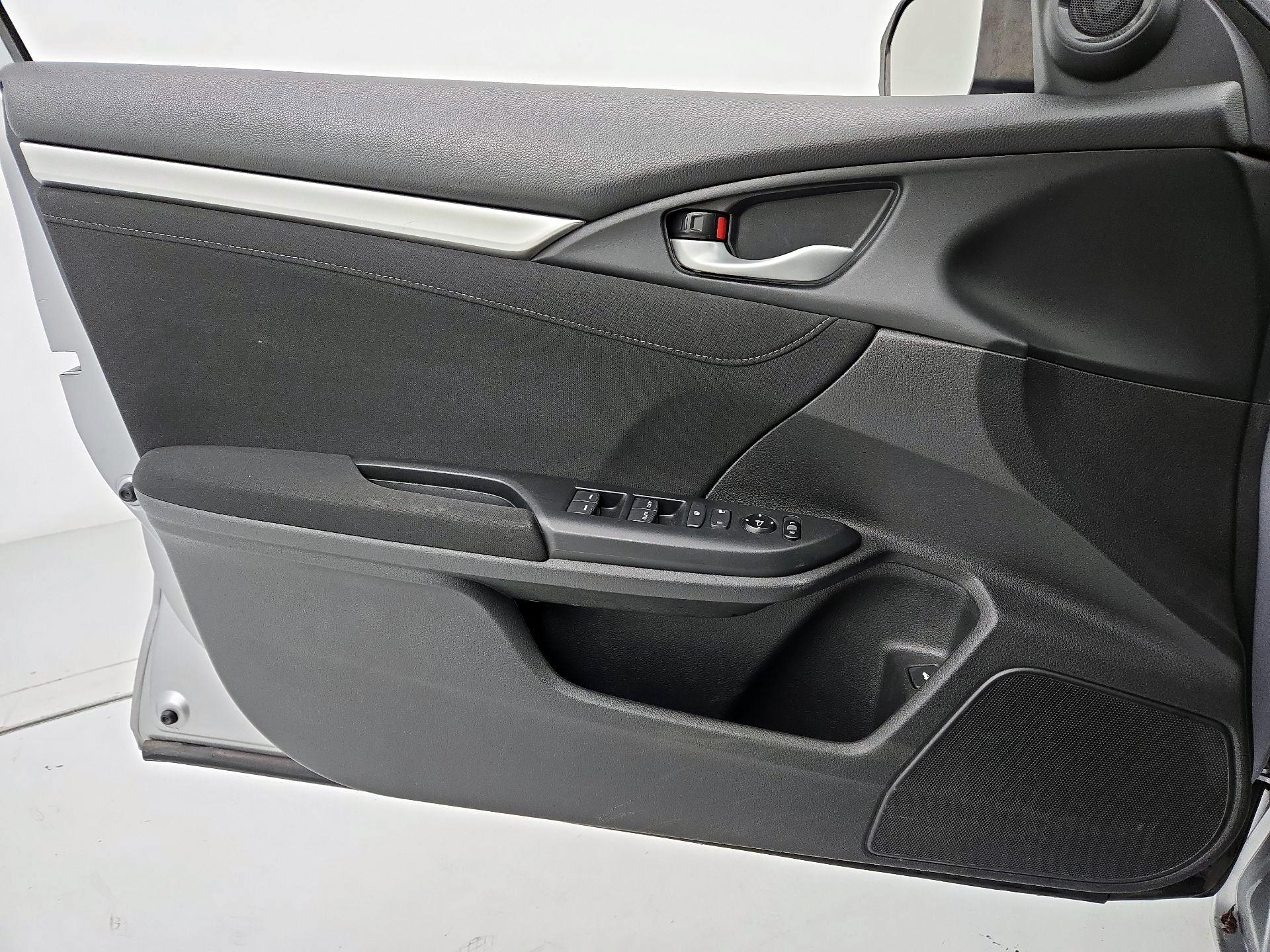 Thumbnail: 2017 Honda Civic - 12