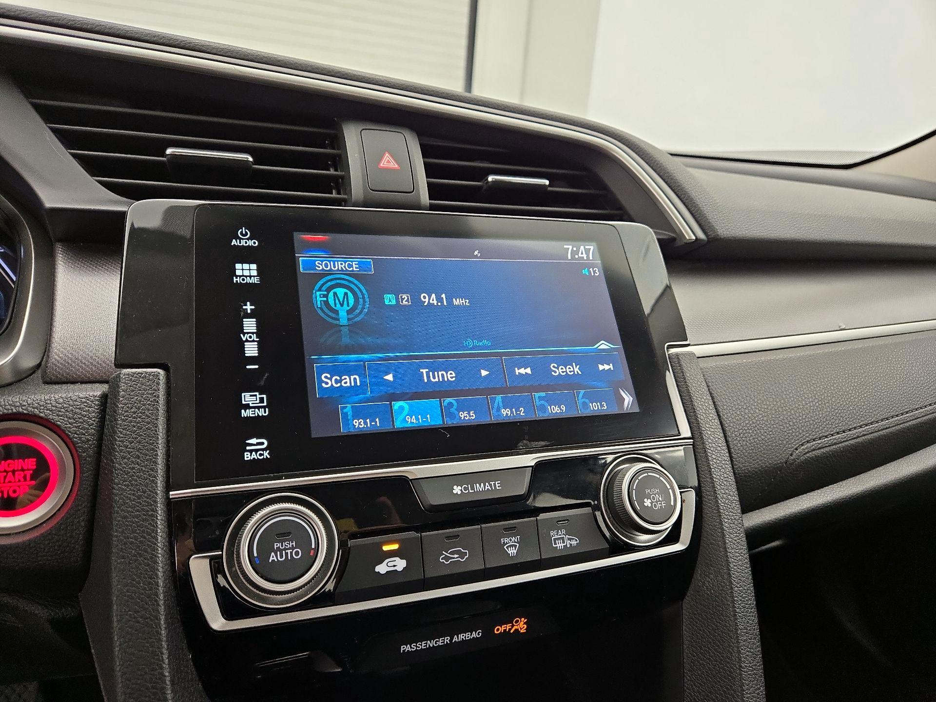 Thumbnail: 2017 Honda Civic - 15