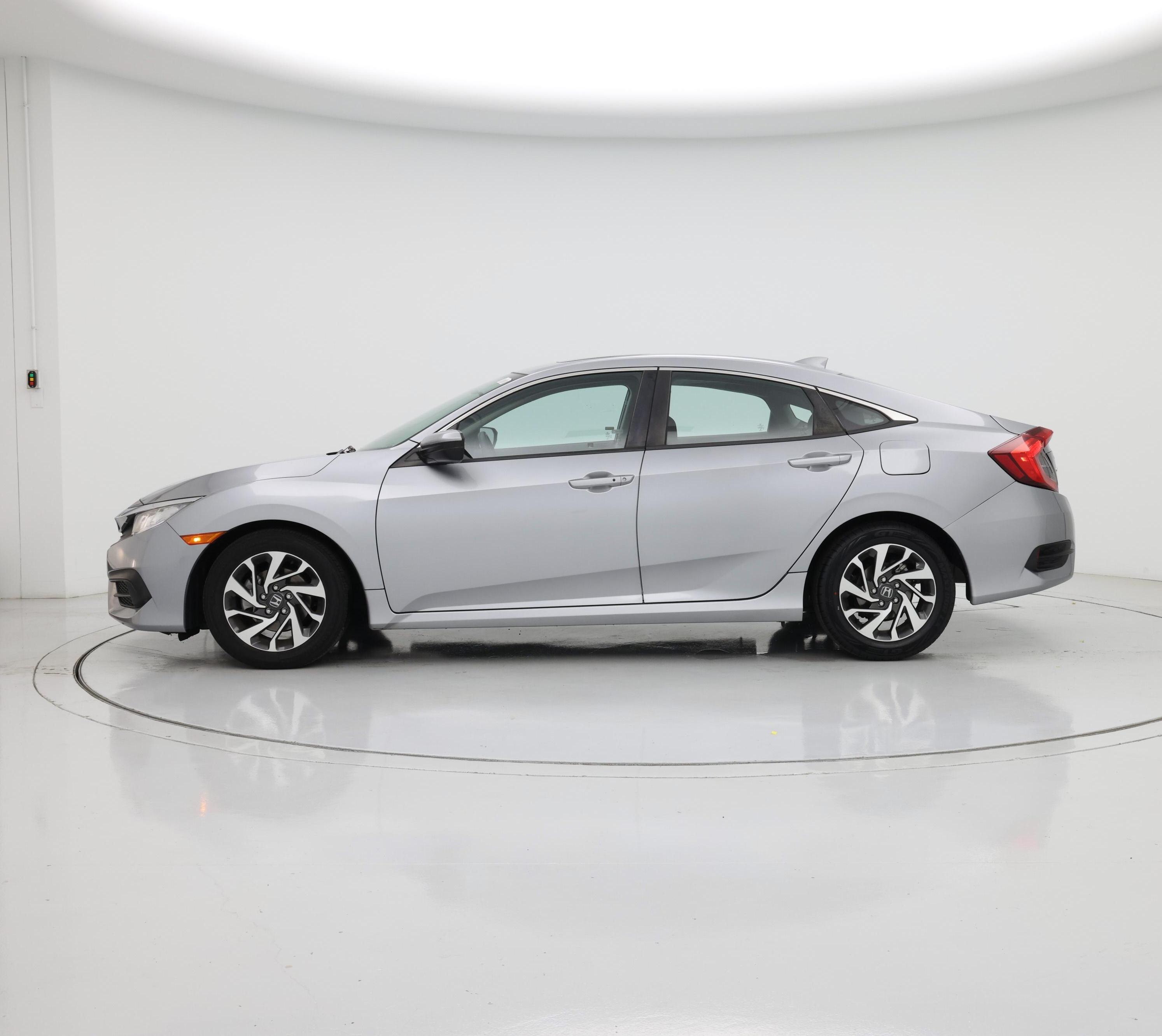 Thumbnail: 2017 Honda Civic - 3